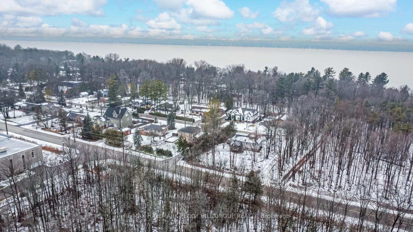 Photo 27 of 250 Big Bay Point Road, Innisfil, Rural Innisfil — HOMEH