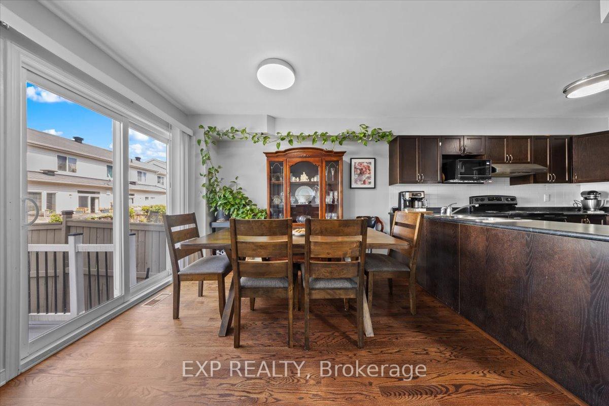 Photo 7 of 254 Arrita Street, Ottawa, Kanata - Emerald Meadows/Trailwest — HOMEH