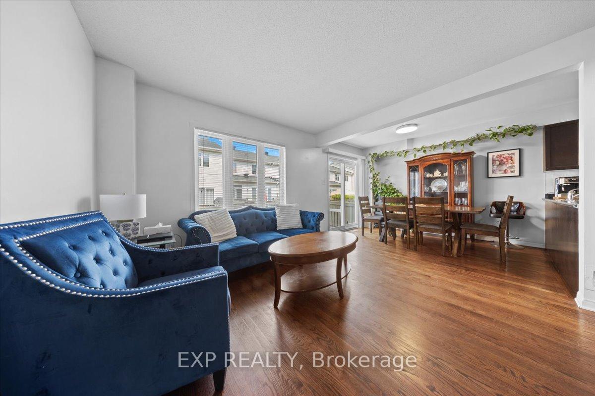 Photo 12 of 254 Arrita Street, Ottawa, Kanata - Emerald Meadows/Trailwest — HOMEH