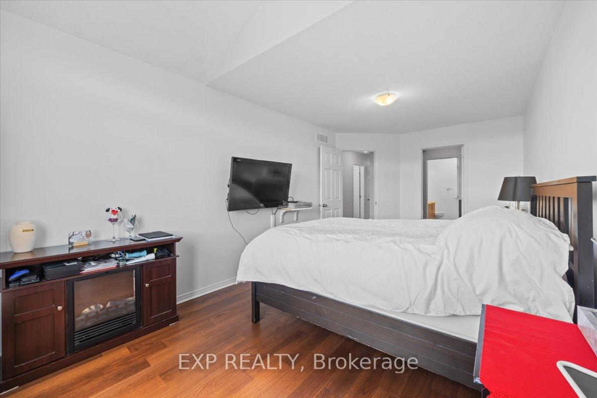 Photo 15 of 254 Arrita Street, Ottawa, Kanata - Emerald Meadows/Trailwest — HOMEH