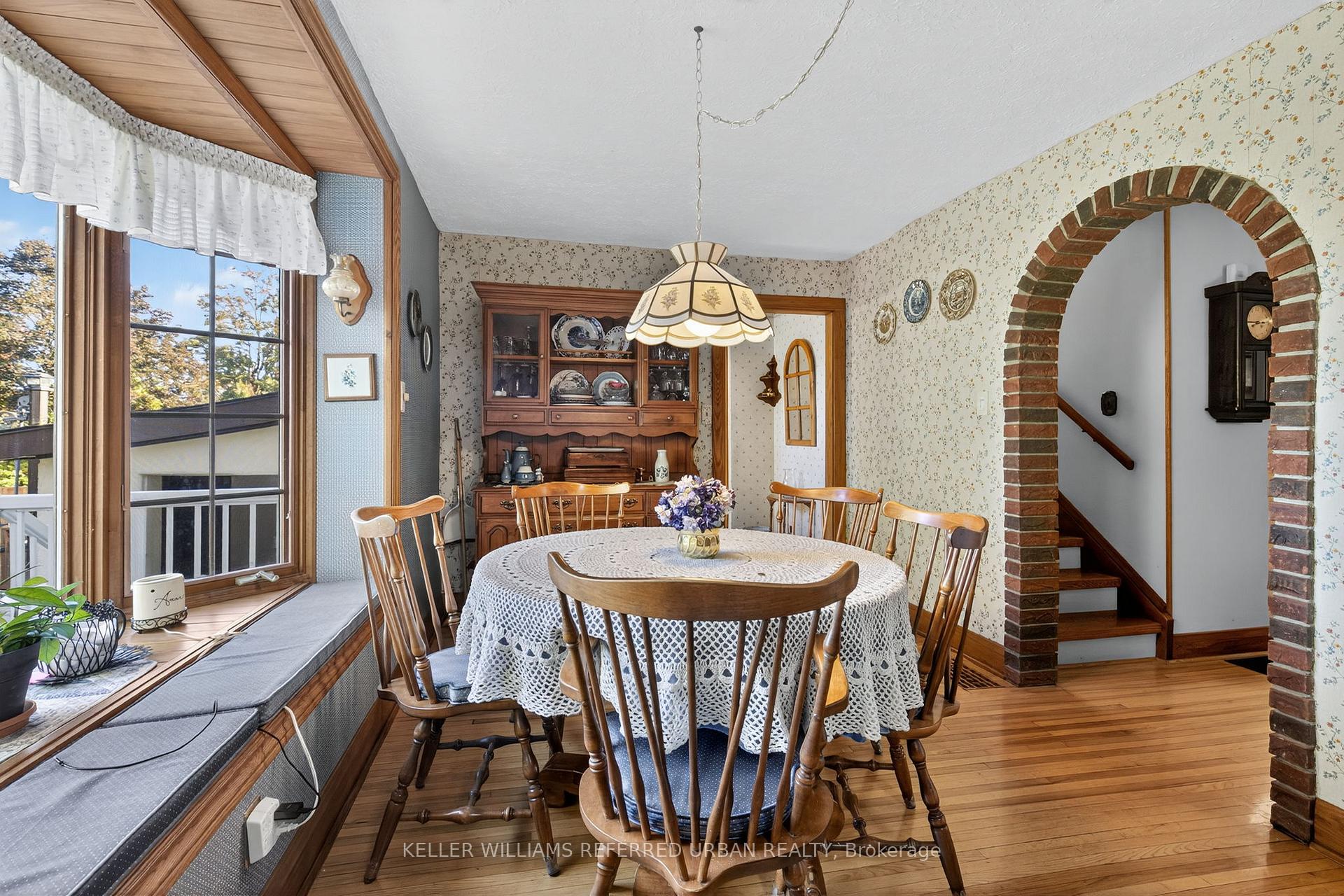 Photo 13 of 650 Hugel Avenue, Midland — HOMEH