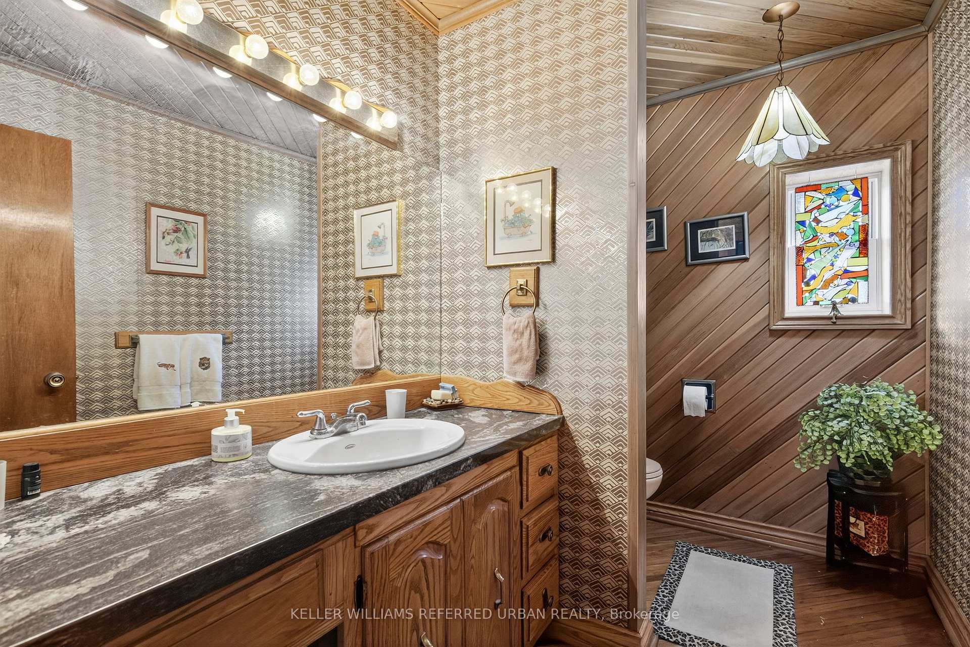 Photo 19 of 650 Hugel Avenue, Midland — HOMEH