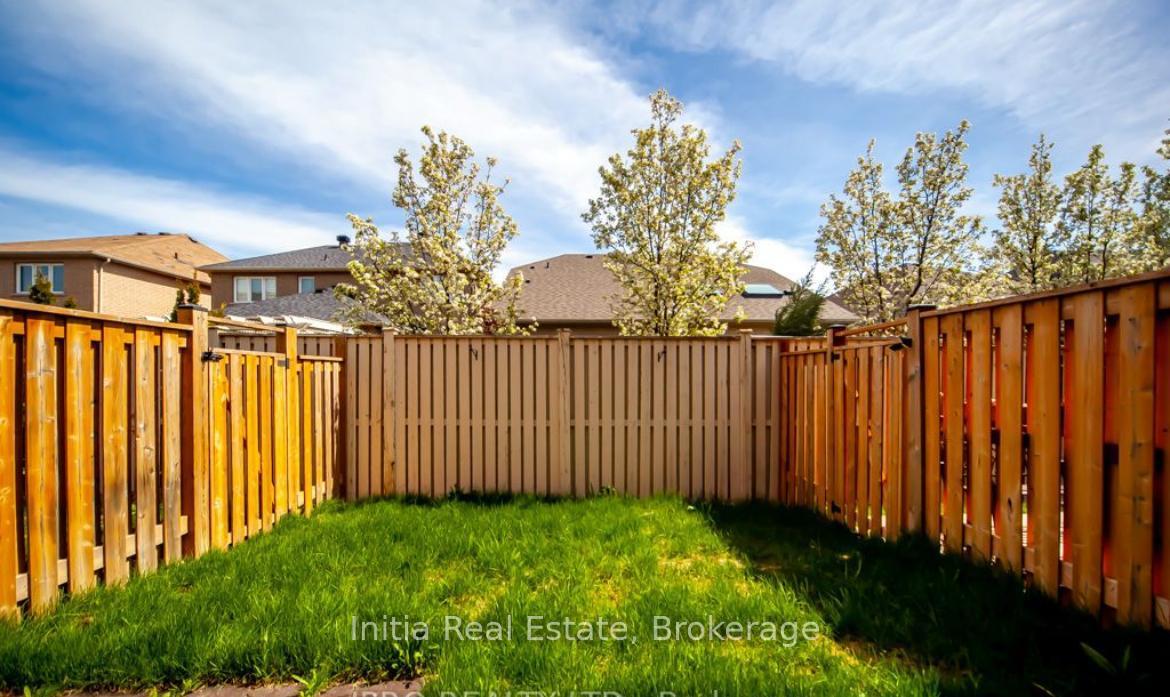 Photo 29 of 73-651 Farmstead Drive, Milton, Willmott — HOMEH