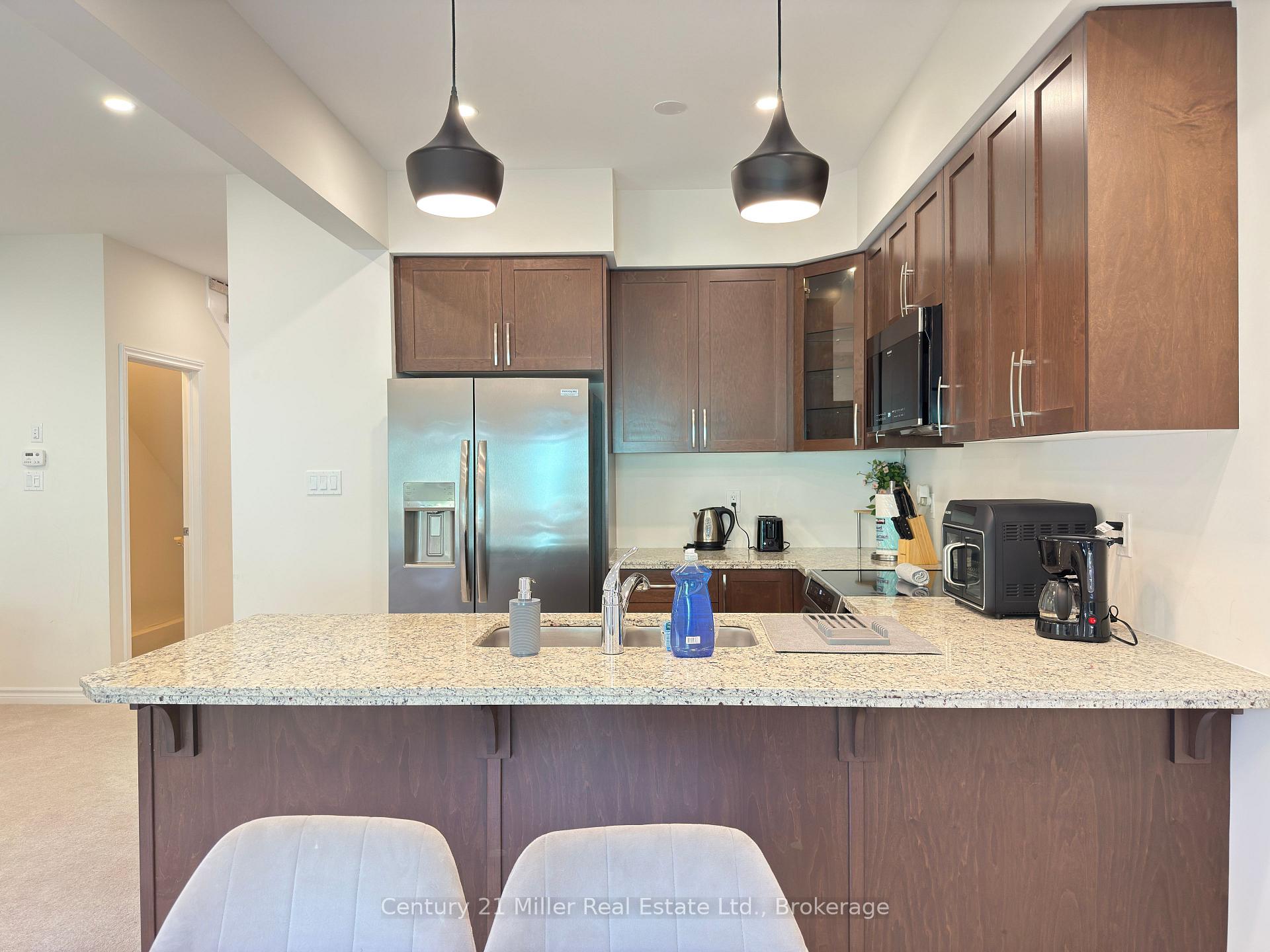 Photo 6 of Unit 70, 305 Garner Road West, Hamilton, Ancaster — HOMEH