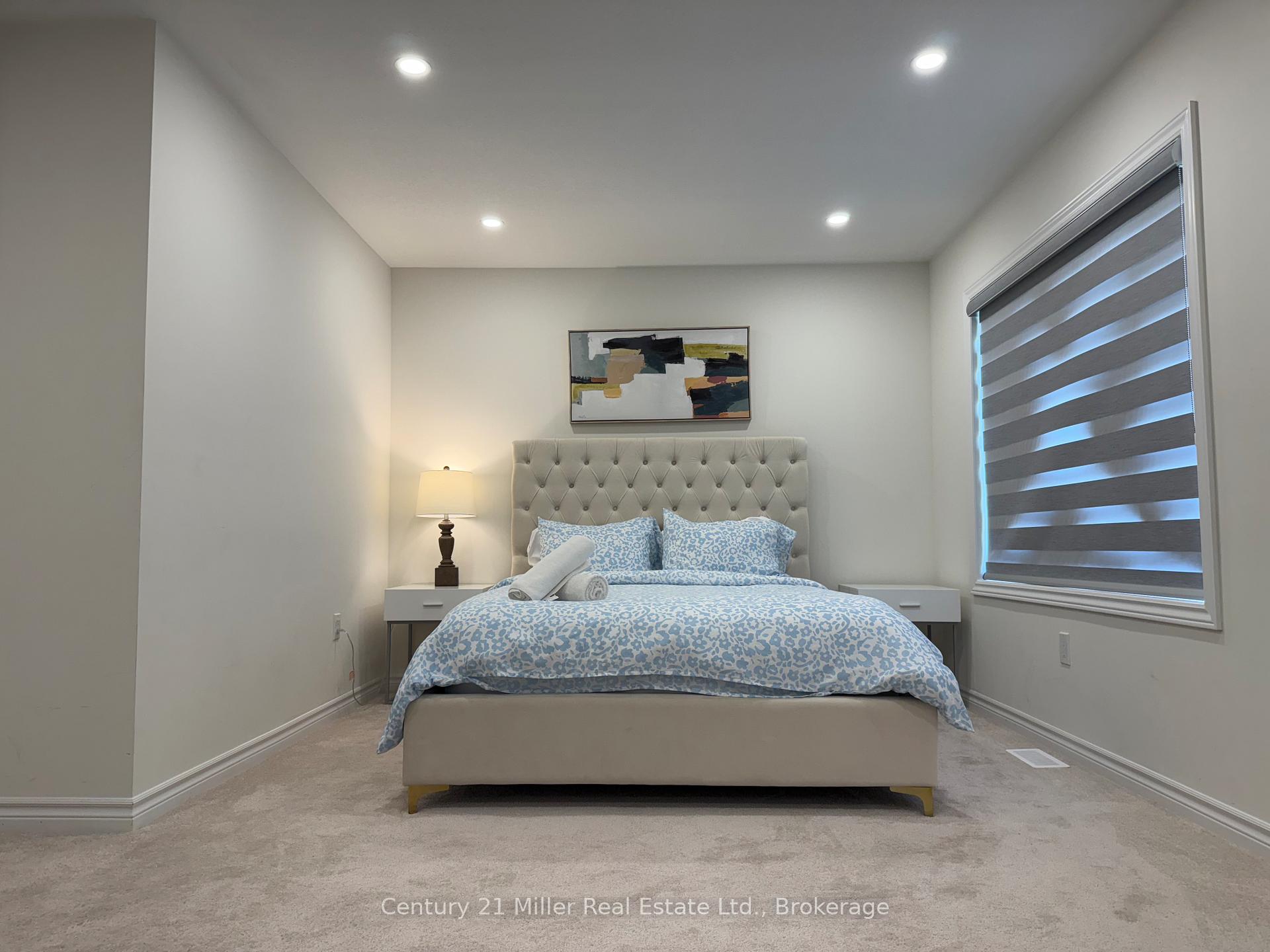 Photo 10 of Unit 70, 305 Garner Road West, Hamilton, Ancaster — HOMEH
