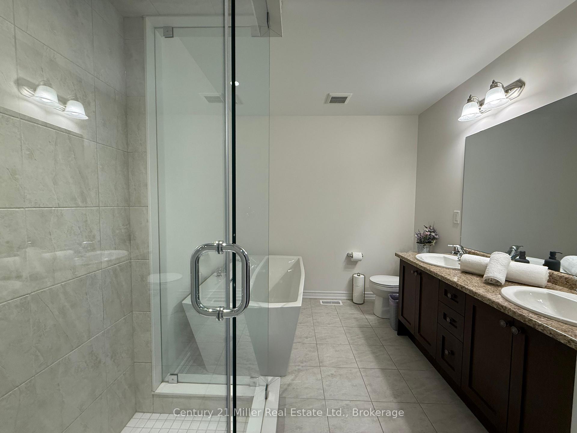 Photo 13 of Unit 70, 305 Garner Road West, Hamilton, Ancaster — HOMEH