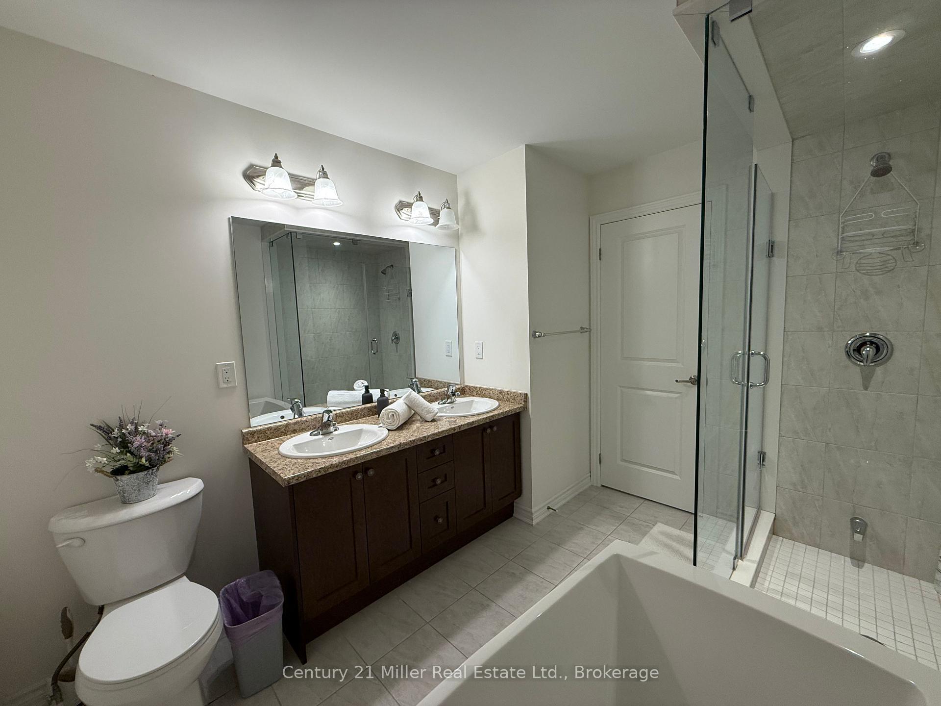 Photo 14 of Unit 70, 305 Garner Road West, Hamilton, Ancaster — HOMEH