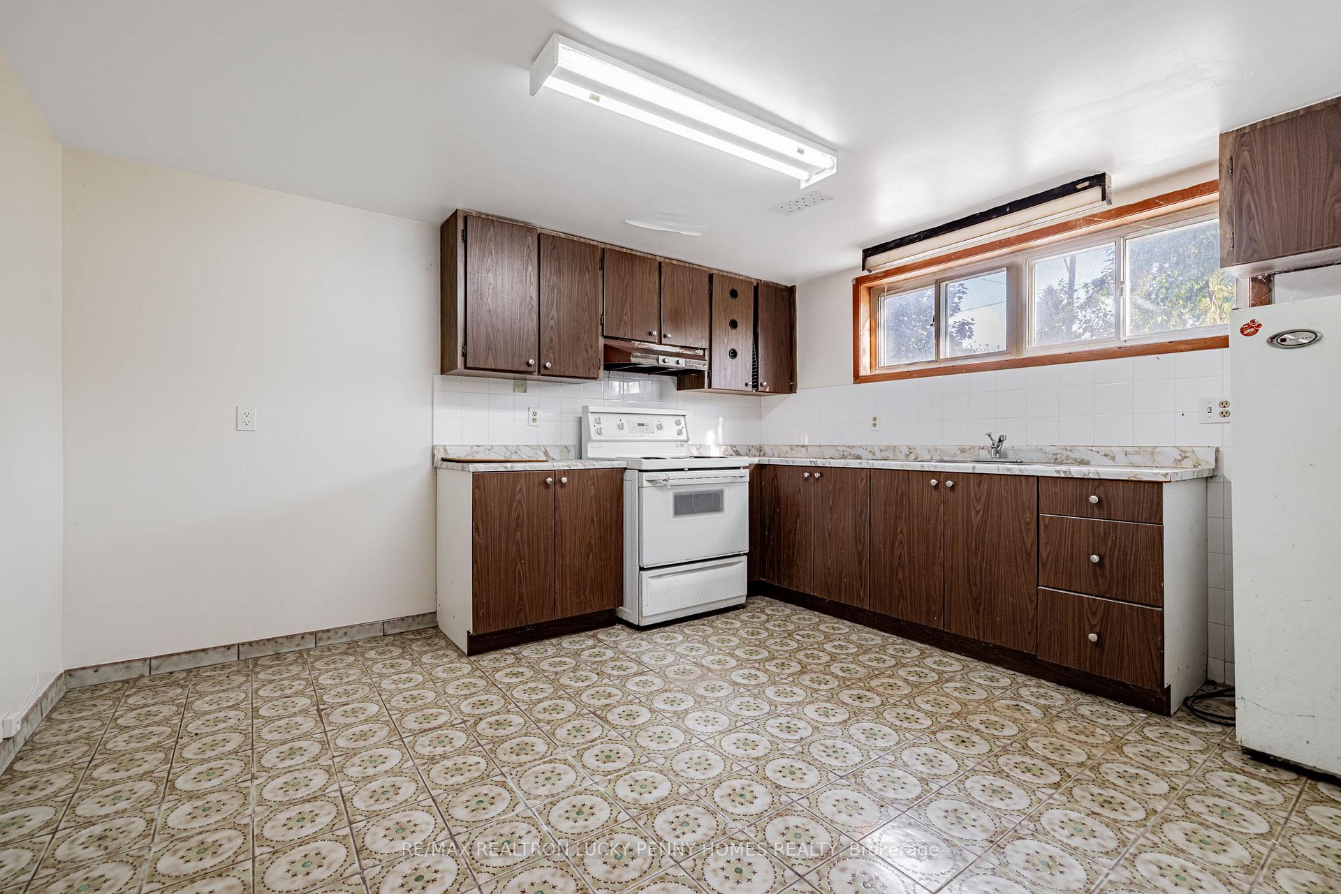 Photo 17 of 10 Abercorn Road, Markham, Bullock — HOMEH
