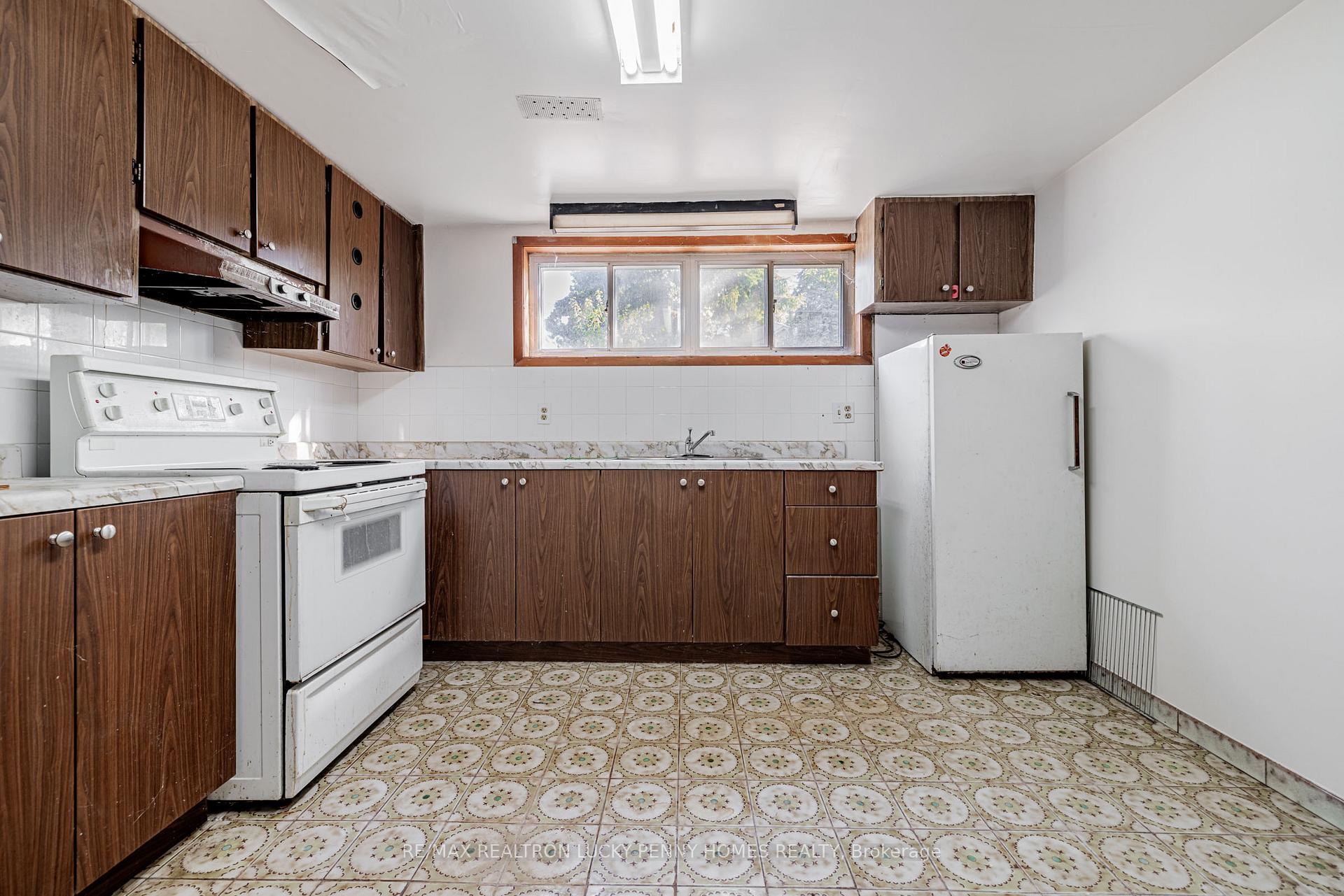 Photo 18 of 10 Abercorn Road, Markham, Bullock — HOMEH