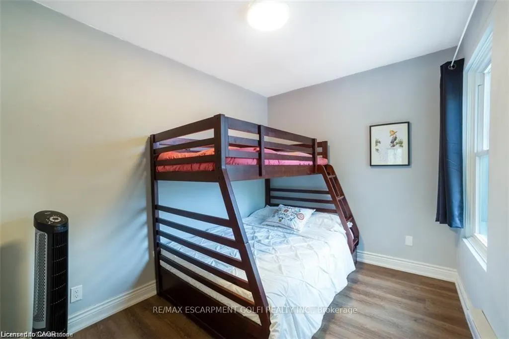 Photo 8 of 118 Queen Street S, Hamilton, Kirkendall — HOMEH
