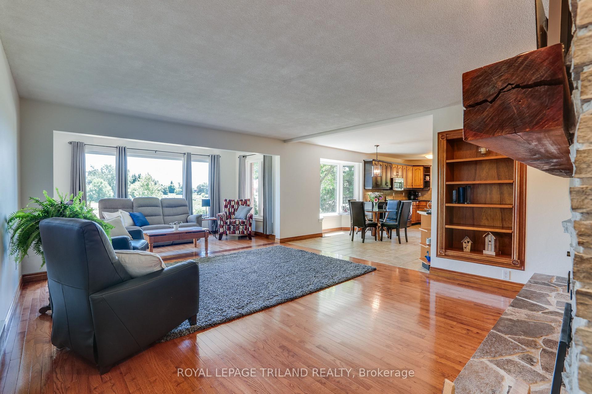 Photo 15 of 22604 Vanneck Road, Middlesex Centre, Ilderton — HOMEH