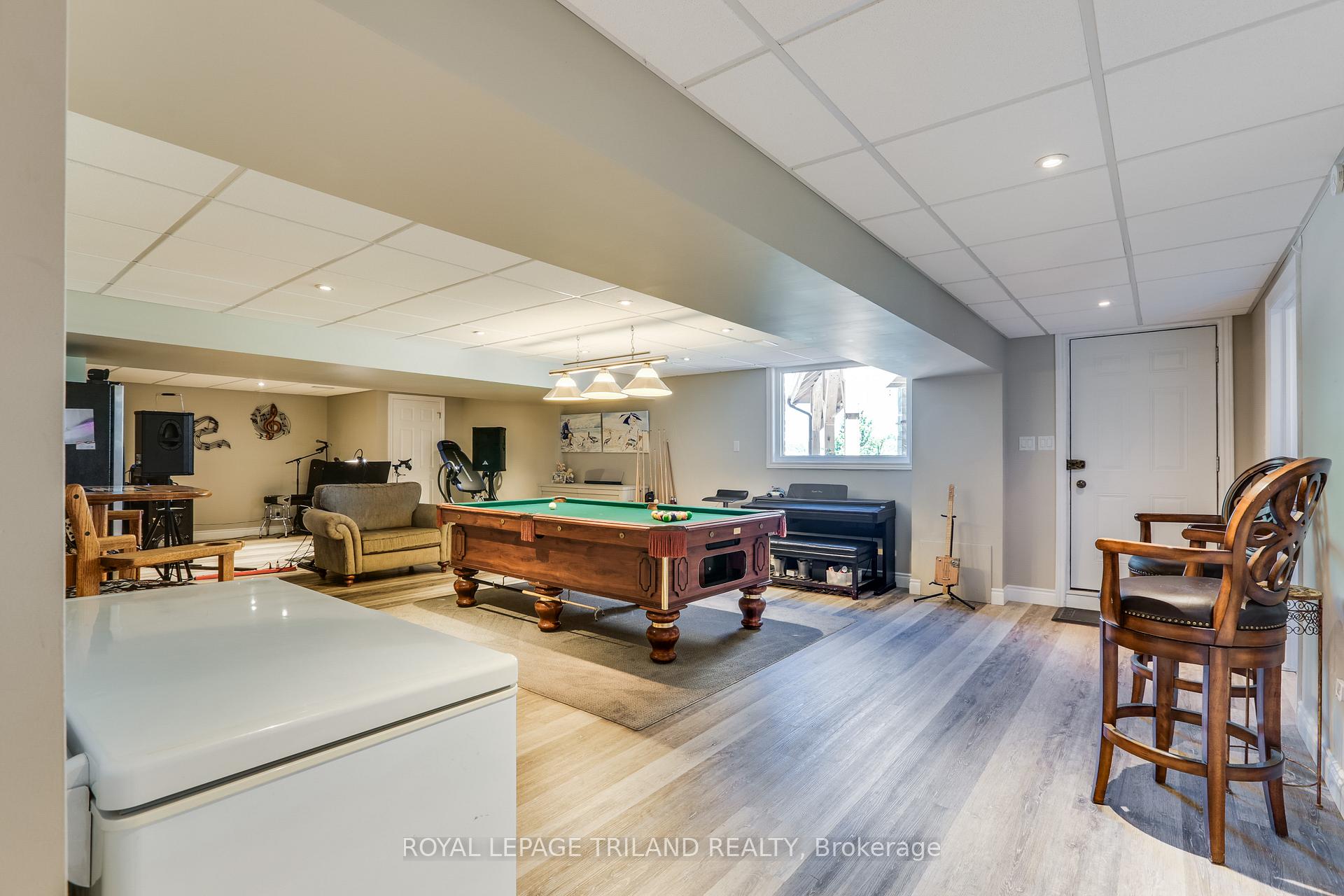 Photo 29 of 22604 Vanneck Road, Middlesex Centre, Ilderton — HOMEH