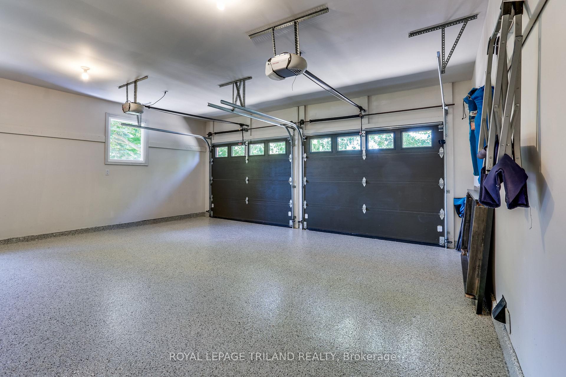 Photo 33 of 22604 Vanneck Road, Middlesex Centre, Ilderton — HOMEH