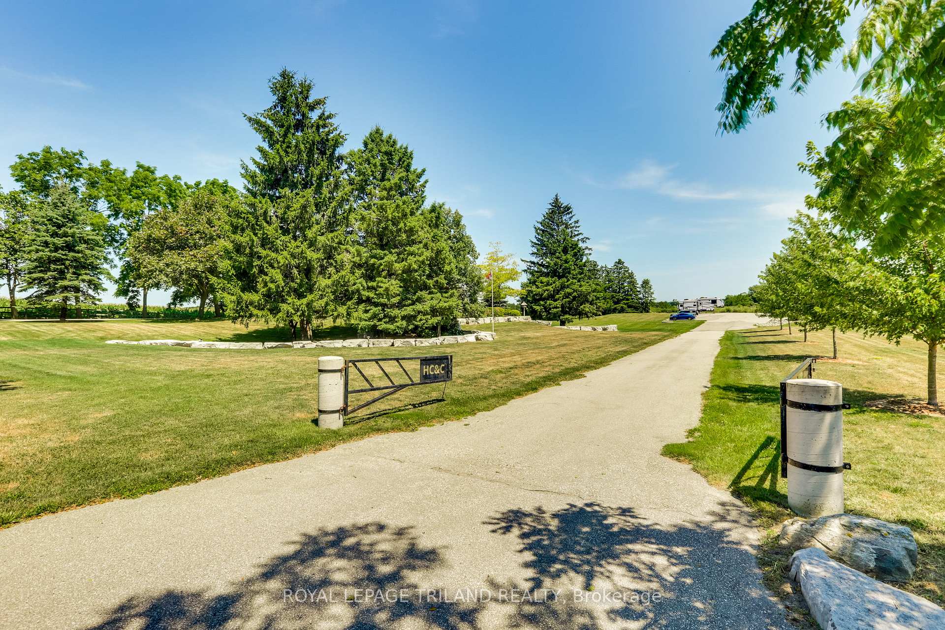 Photo 37 of 22604 Vanneck Road, Middlesex Centre, Ilderton — HOMEH