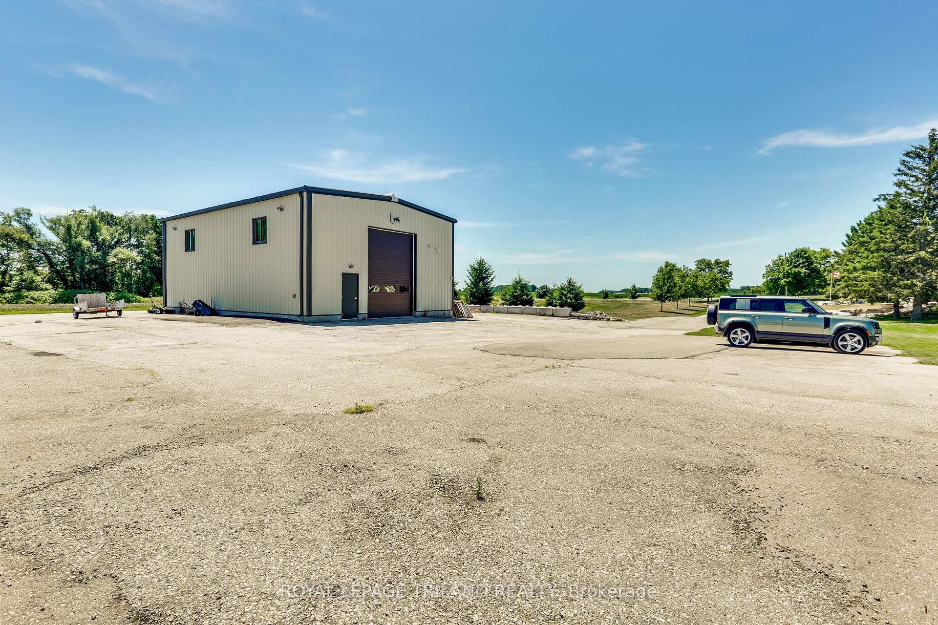 Photo 38 of 22604 Vanneck Road, Middlesex Centre, Ilderton — HOMEH