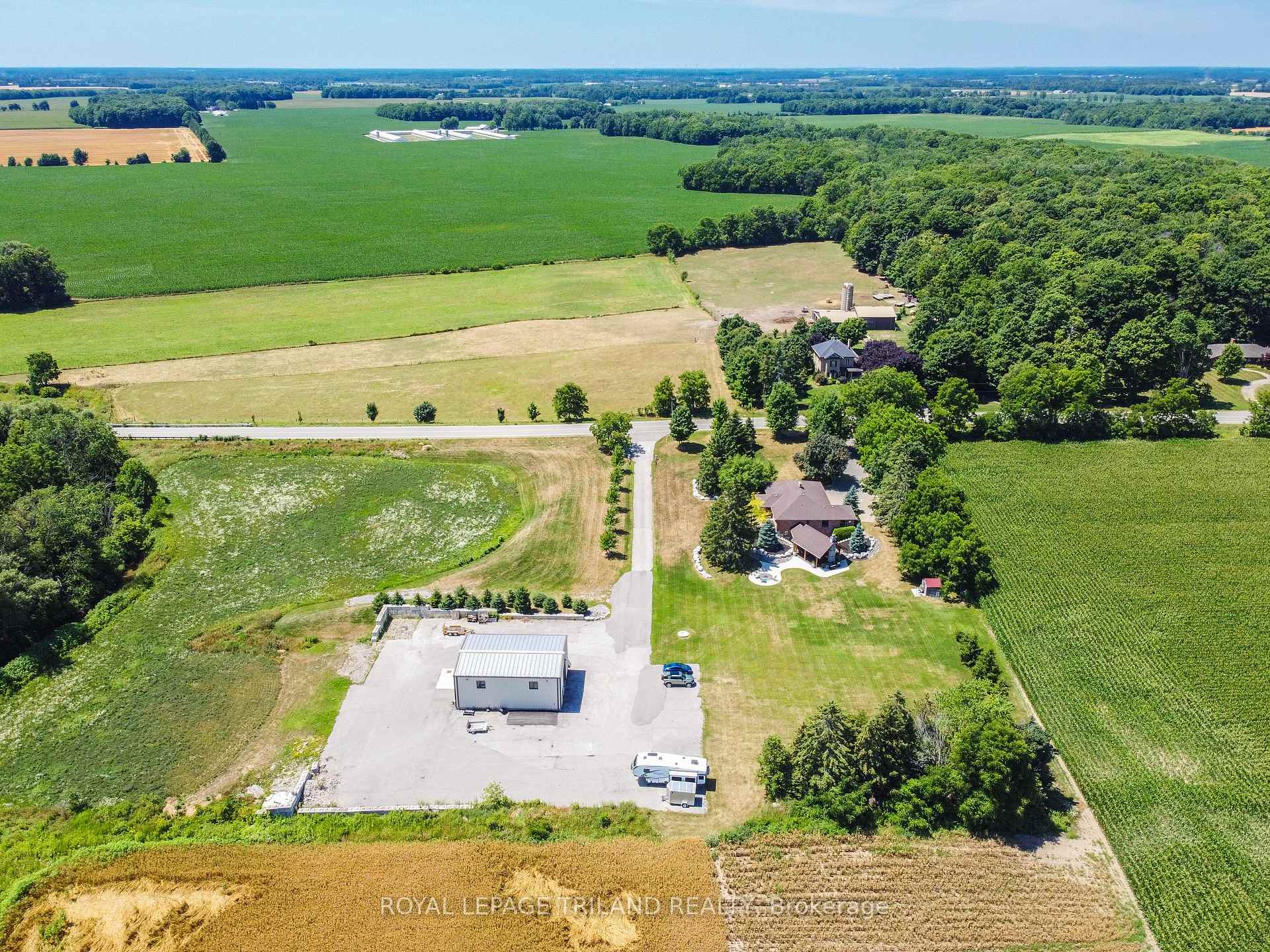 Photo 42 of 22604 Vanneck Road, Middlesex Centre, Ilderton — HOMEH