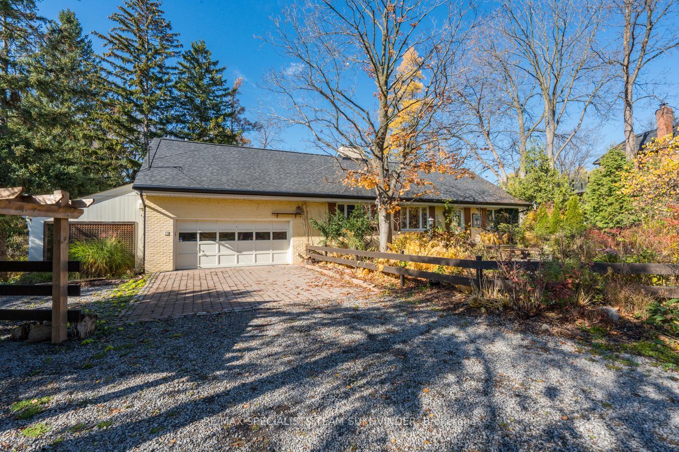 Photo 3 of 17 Rouge River Circle, Markham, Box Grove — HOMEH