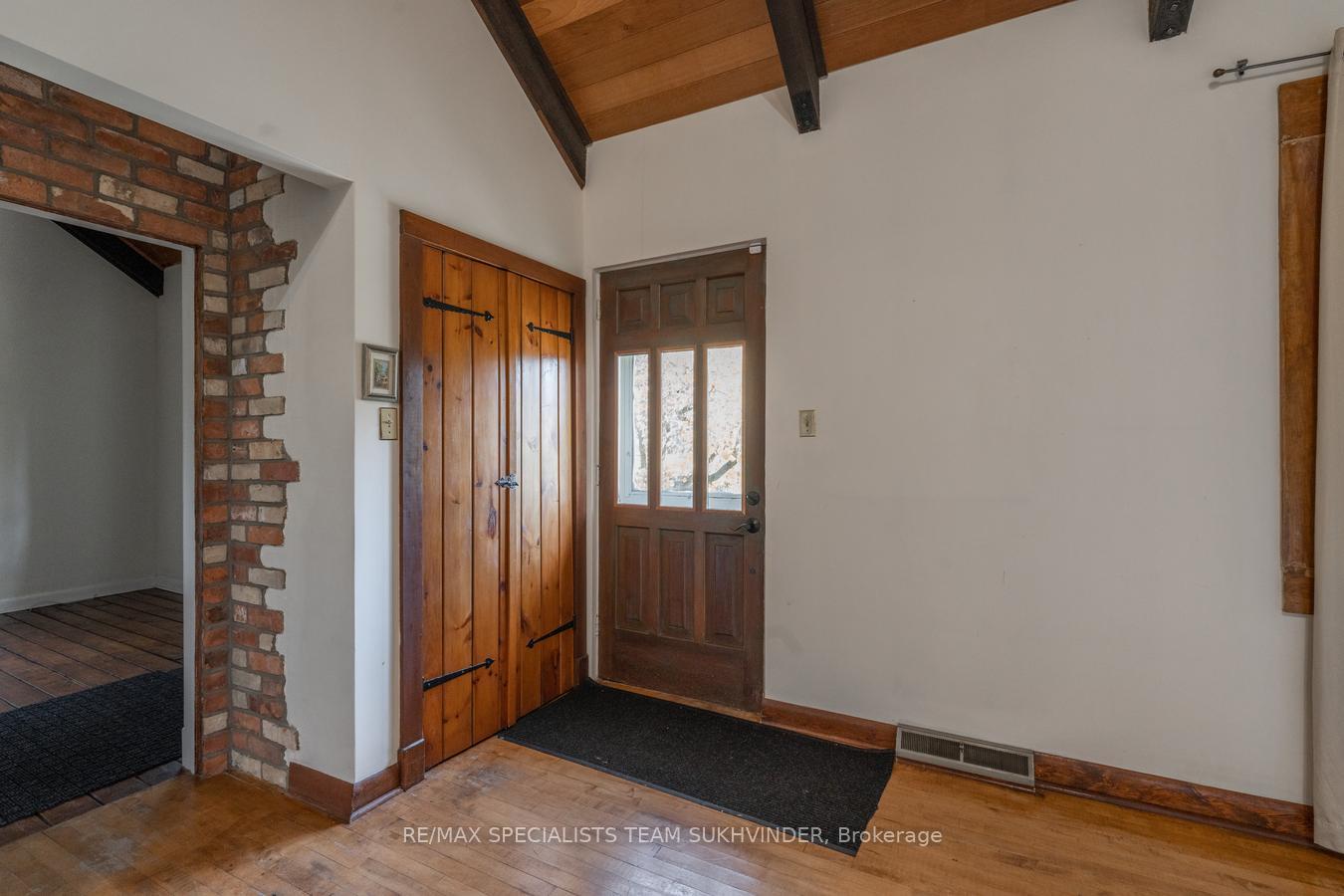 Photo 7 of 17 Rouge River Circle, Markham, Box Grove — HOMEH