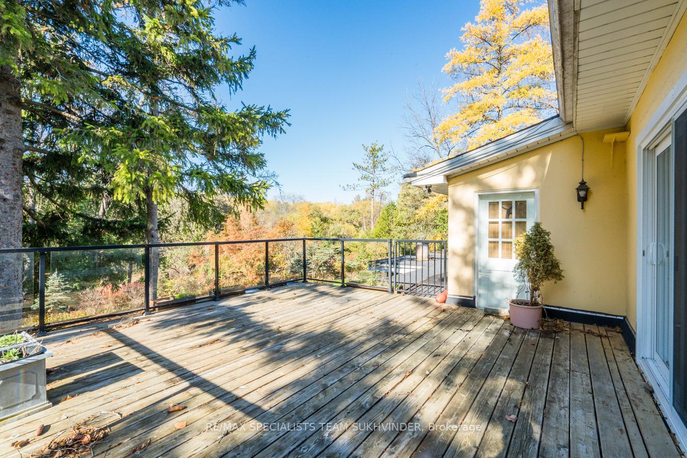 Photo 33 of 17 Rouge River Circle, Markham, Box Grove — HOMEH