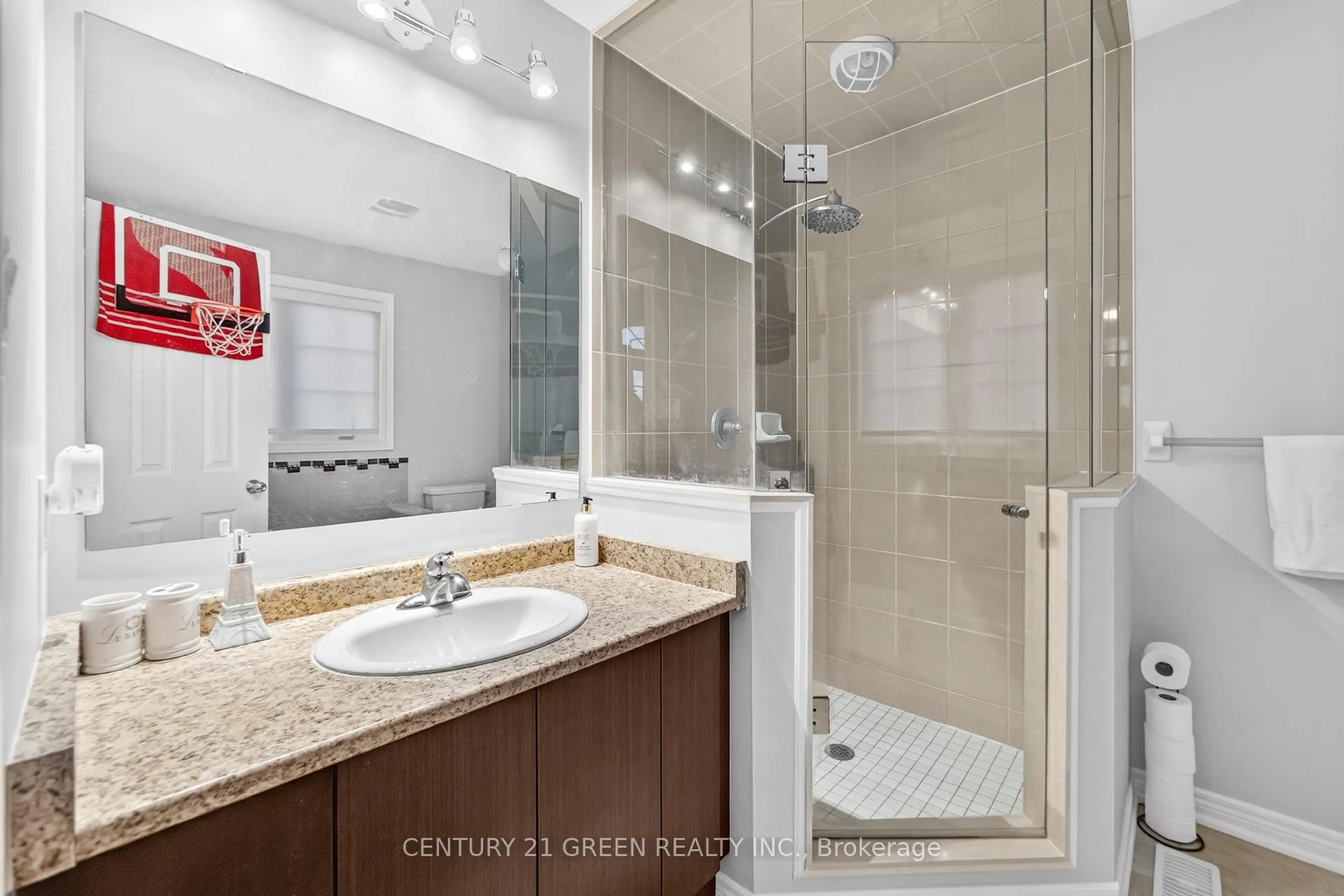 Photo 29 of 929 Transom Crescent, Milton, Willmott — HOMEH