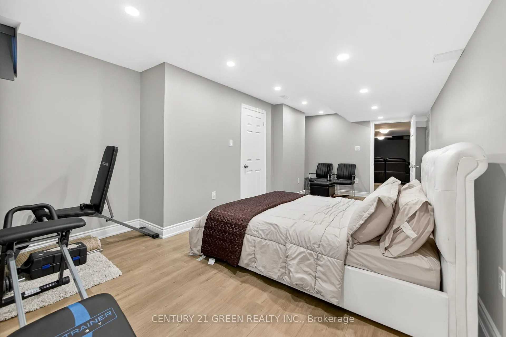 Photo 39 of 929 Transom Crescent, Milton, Willmott — HOMEH