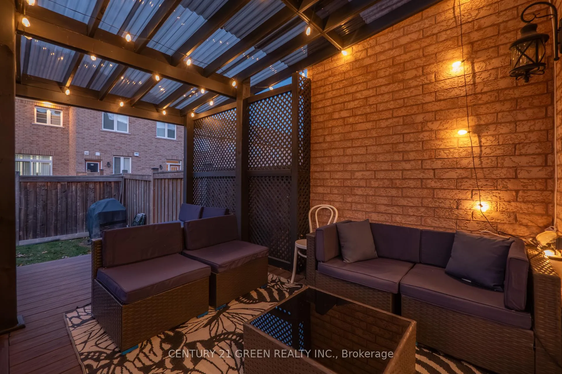 Photo 44 of 929 Transom Crescent, Milton, Willmott — HOMEH