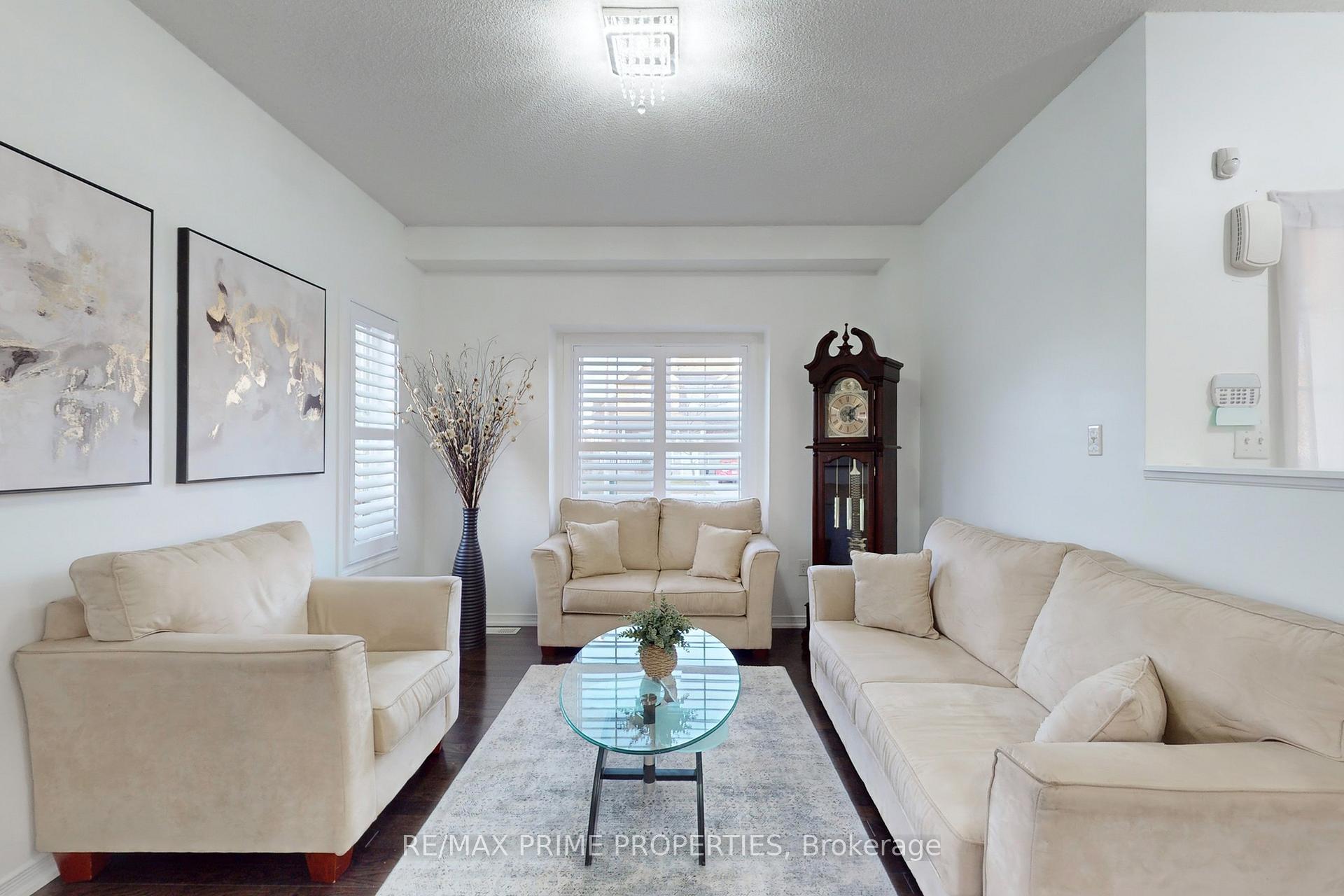 Photo 3 of 1435 Kellough Street, Innisfil, Alcona — HOMEH