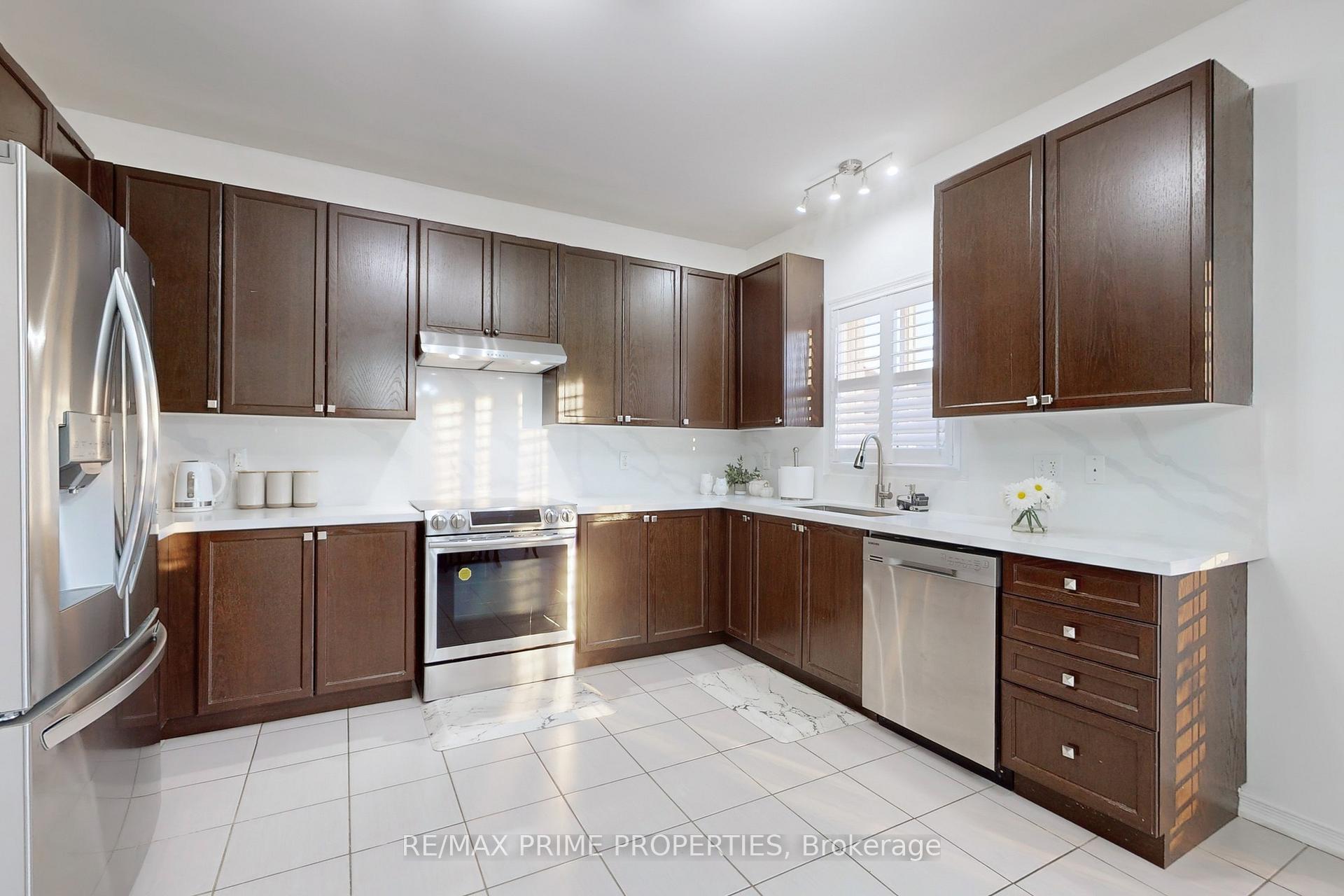 Photo 10 of 1435 Kellough Street, Innisfil, Alcona — HOMEH