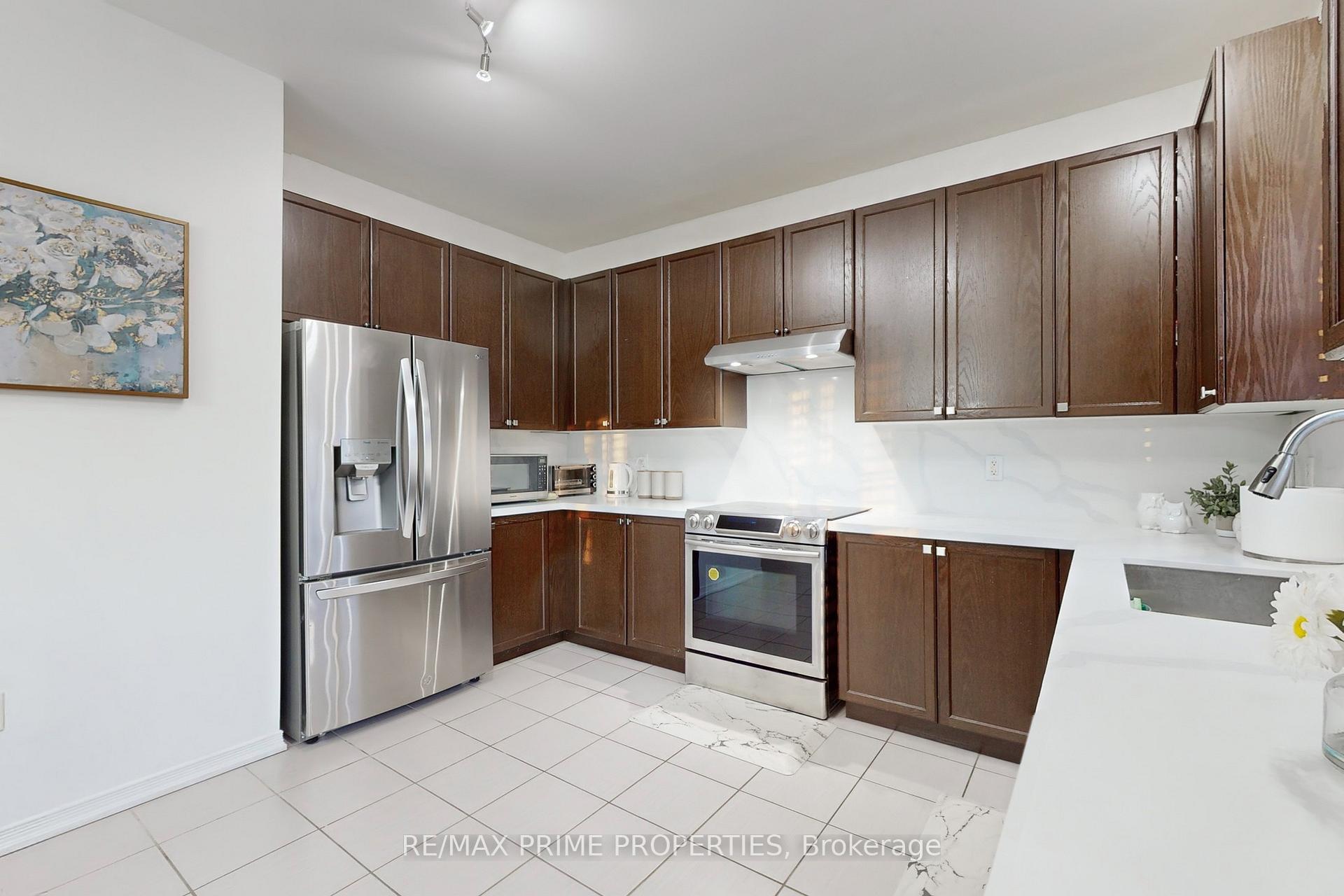 Photo 11 of 1435 Kellough Street, Innisfil, Alcona — HOMEH