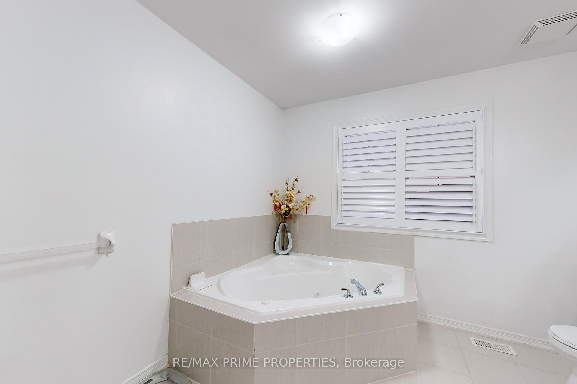 Photo 21 of 1435 Kellough Street, Innisfil, Alcona — HOMEH