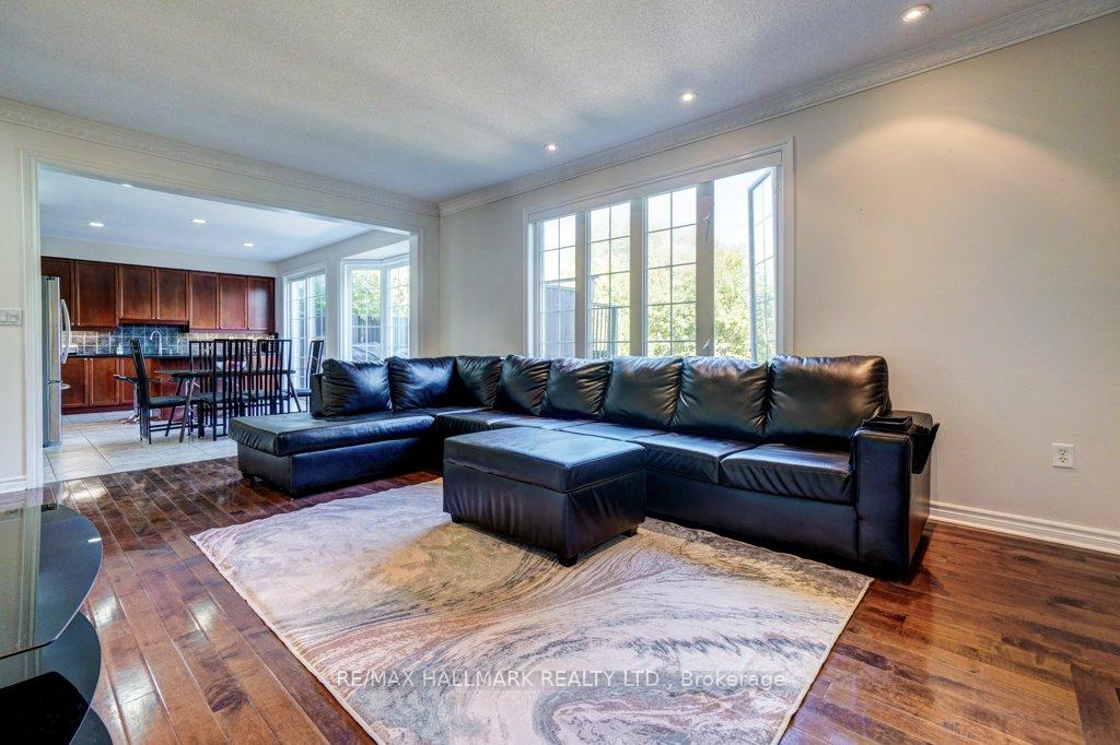 Photo 12 of 79 Storybook Crescent, Markham, Wismer — HOMEH