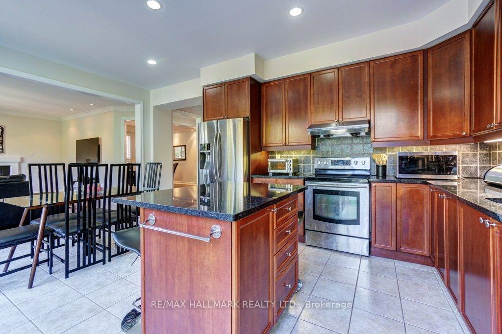 Photo 16 of 79 Storybook Crescent, Markham, Wismer — HOMEH