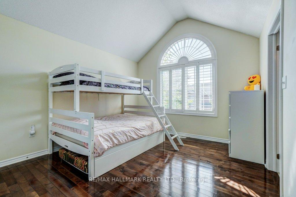 Photo 33 of 79 Storybook Crescent, Markham, Wismer — HOMEH