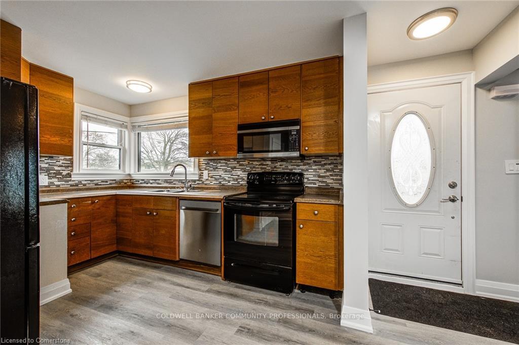 Photo 4 of Unit Upper, 94 Gailmont Drive, Hamilton, Corman — HOMEH