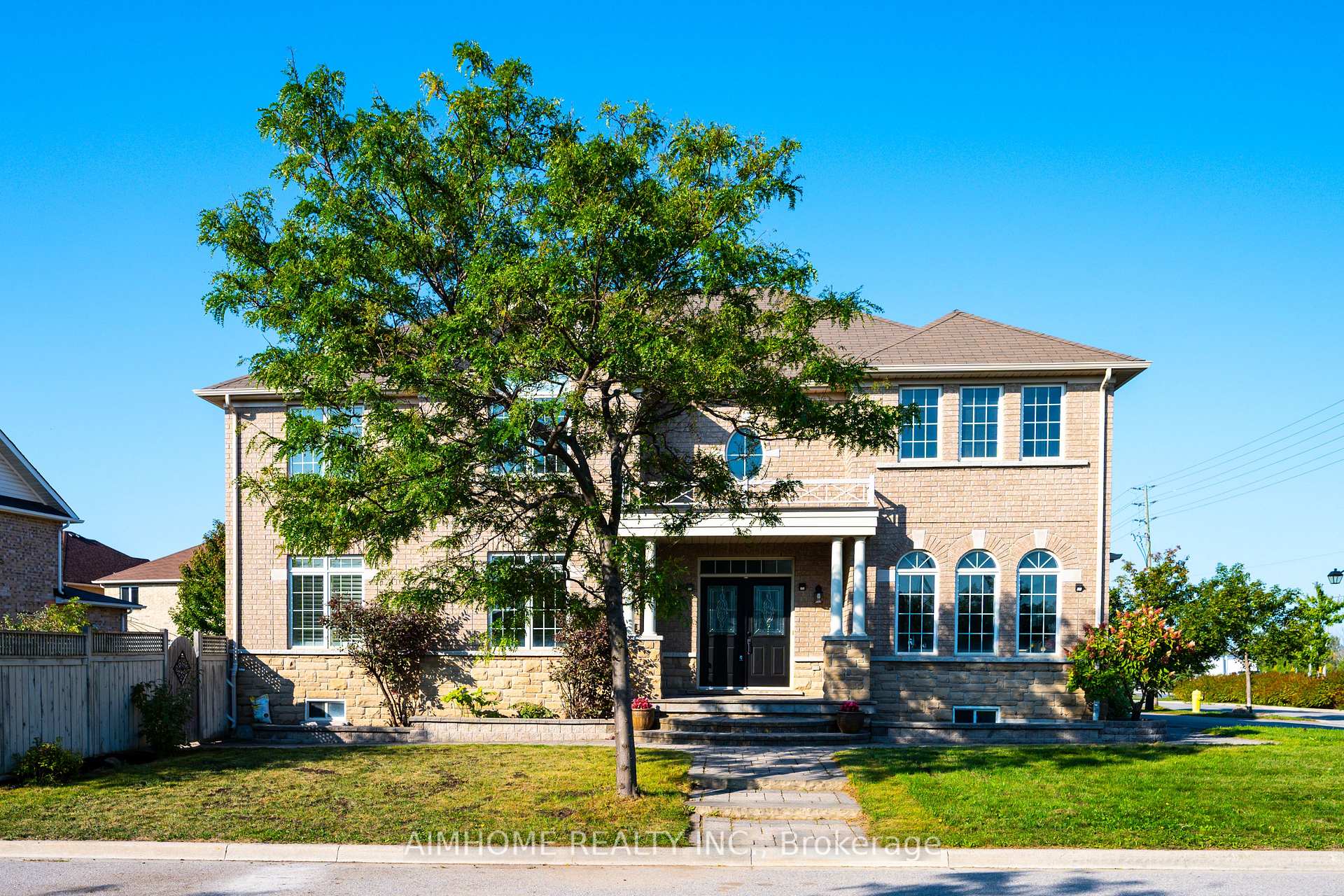 Photo 2 of 116 Landsdown Crescent, Markham, Wismer — HOMEH