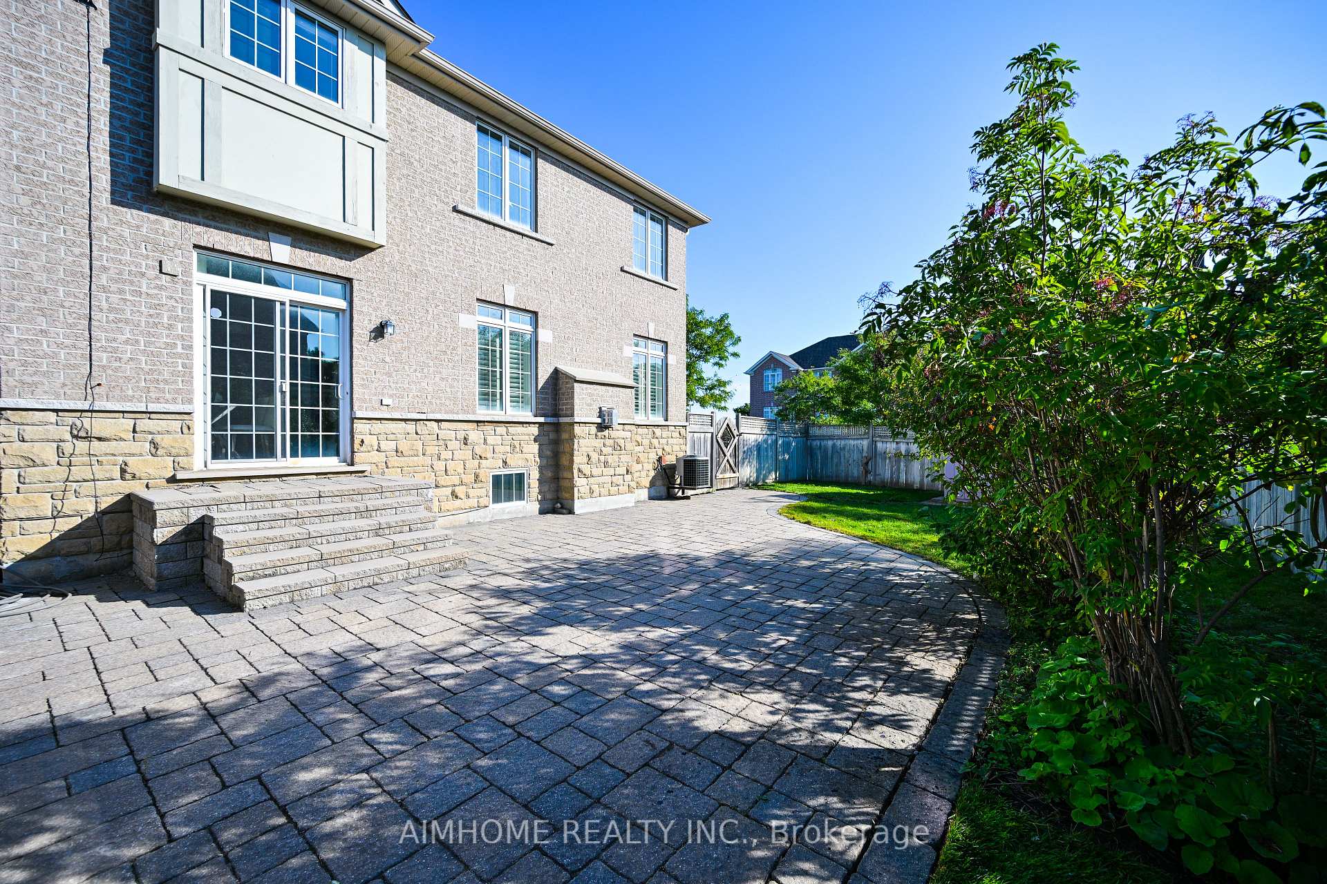 Photo 42 of 116 Landsdown Crescent, Markham, Wismer — HOMEH