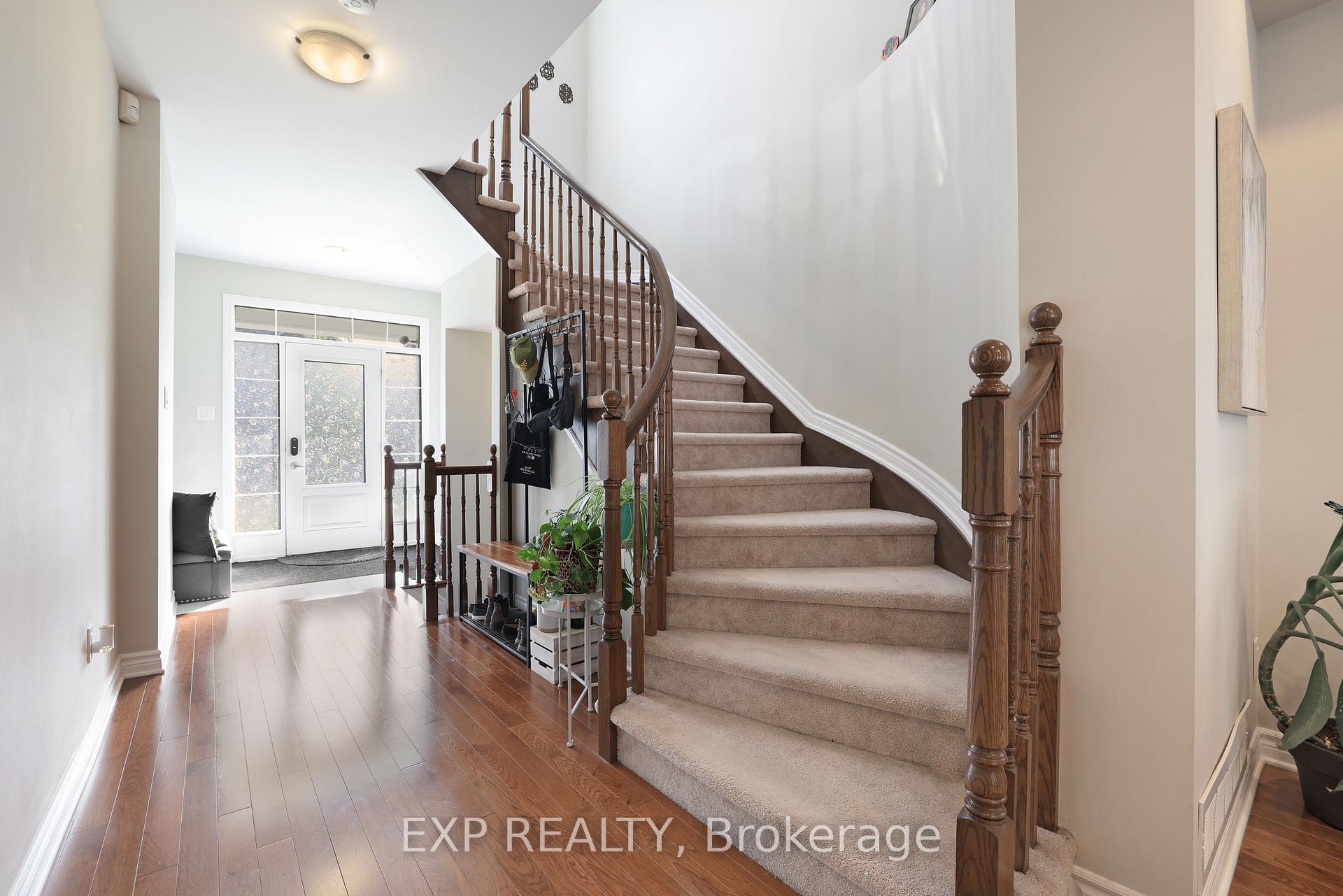 Photo 6 of 111 Westover Crescent, Ottawa, Kanata - Kanata Lakes/Heritage Hills — HOMEH