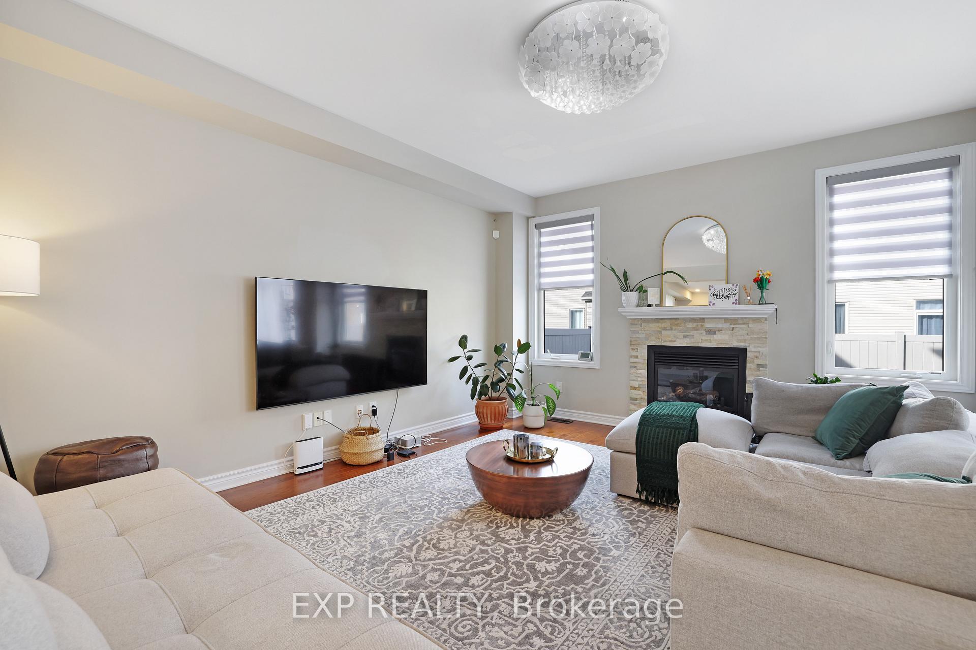 Photo 11 of 111 Westover Crescent, Ottawa, Kanata - Kanata Lakes/Heritage Hills — HOMEH