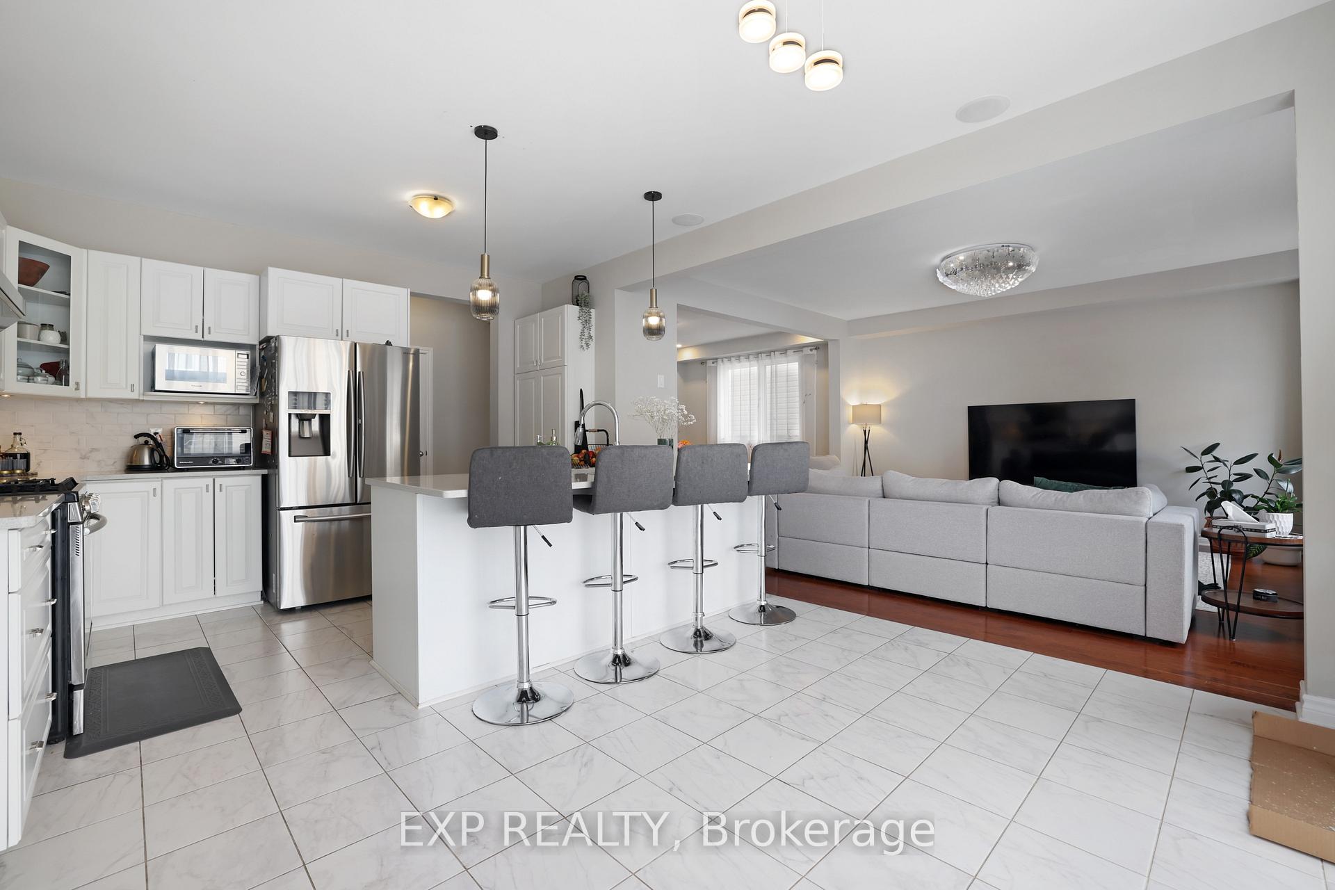 Photo 15 of 111 Westover Crescent, Ottawa, Kanata - Kanata Lakes/Heritage Hills — HOMEH