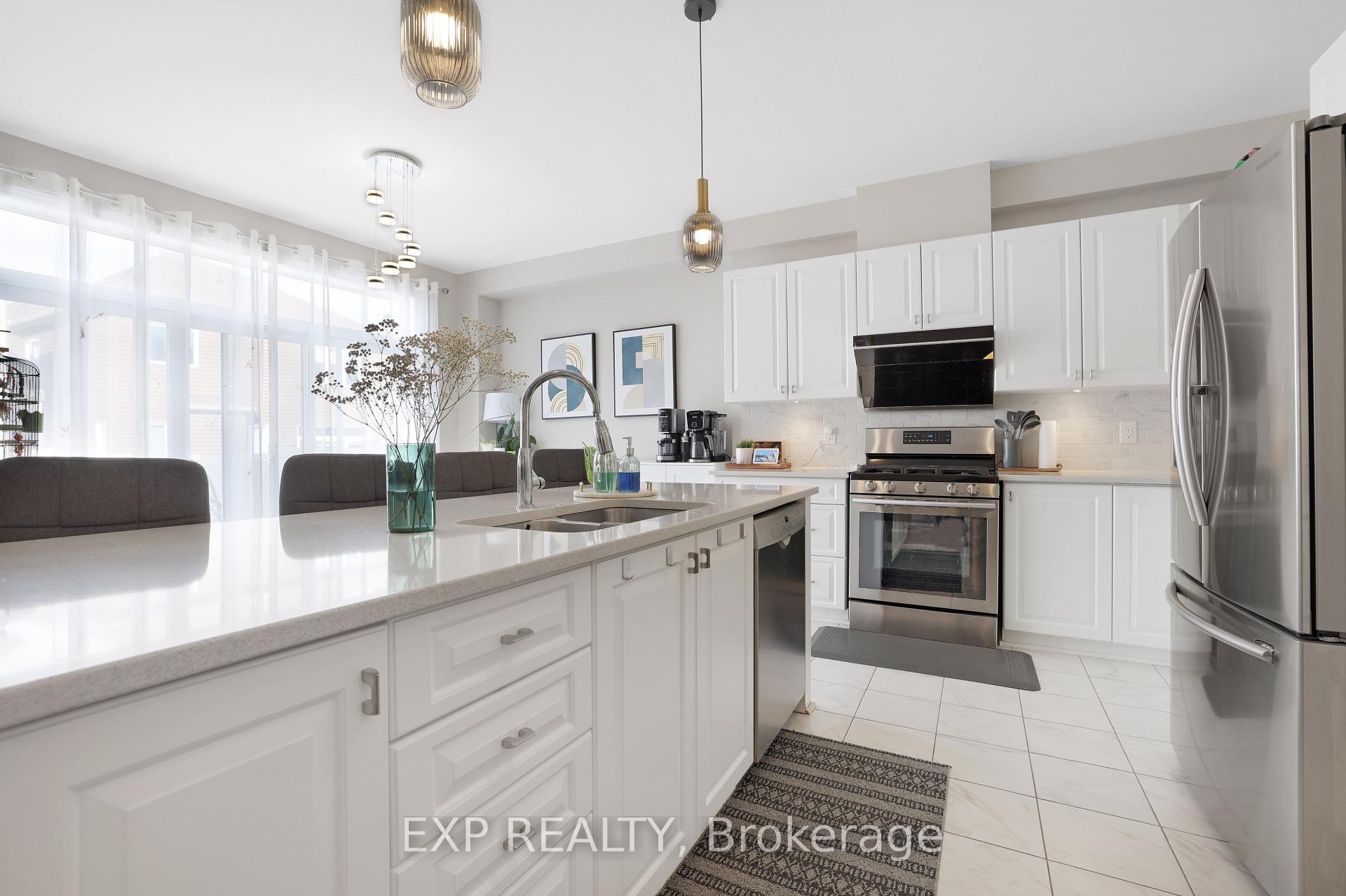 Photo 17 of 111 Westover Crescent, Ottawa, Kanata - Kanata Lakes/Heritage Hills — HOMEH