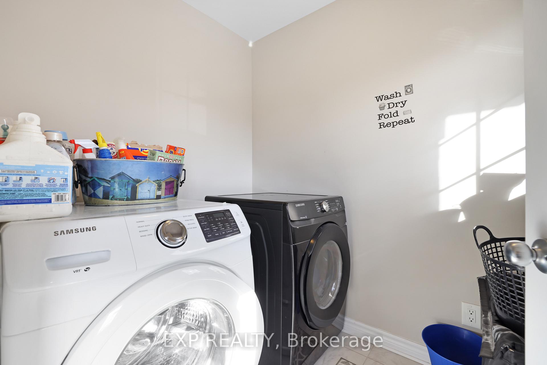 Photo 20 of 111 Westover Crescent, Ottawa, Kanata - Kanata Lakes/Heritage Hills — HOMEH