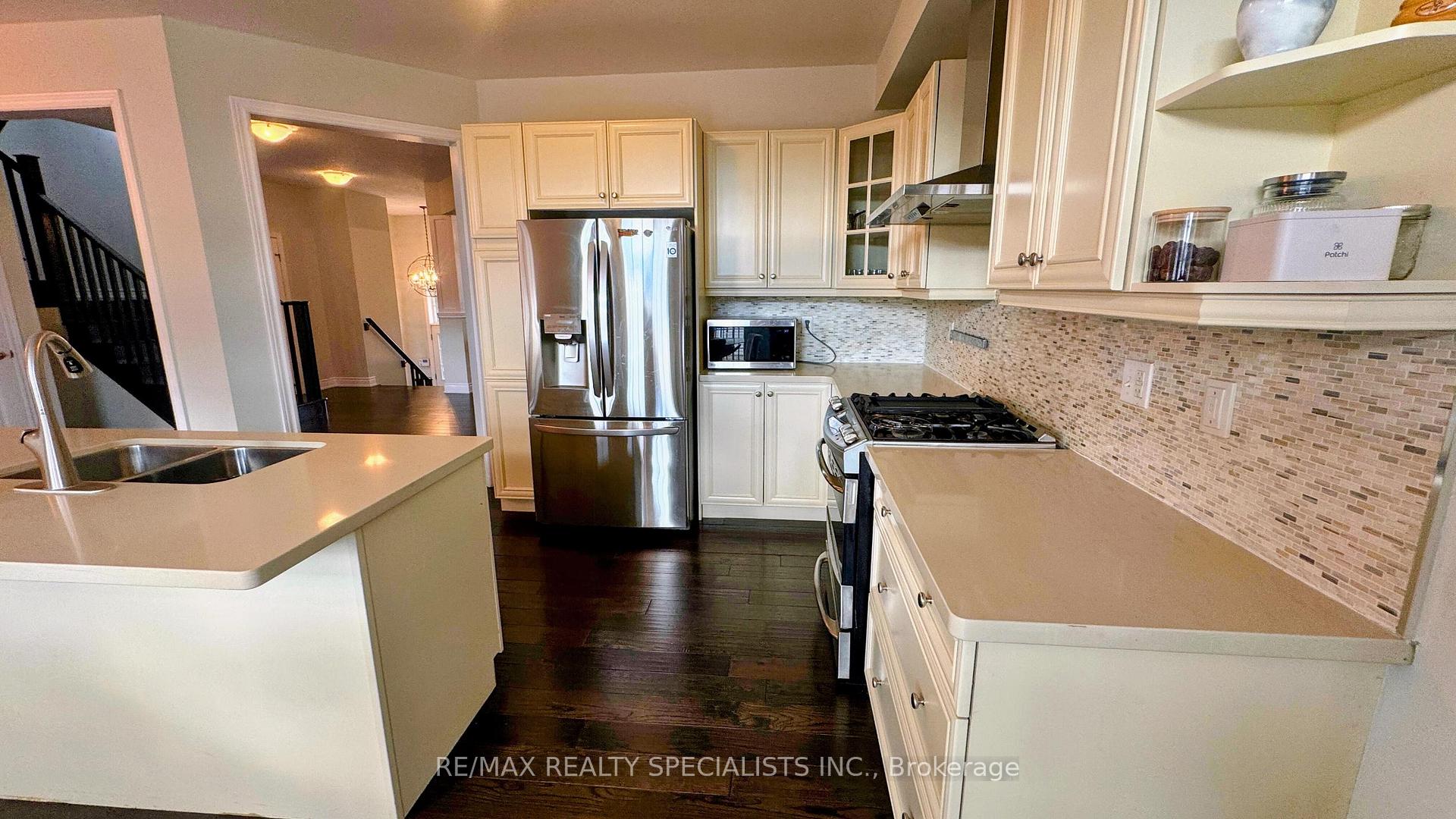 Photo 7 of 571 Sanderson Crescent, Milton, Clarke — HOMEH