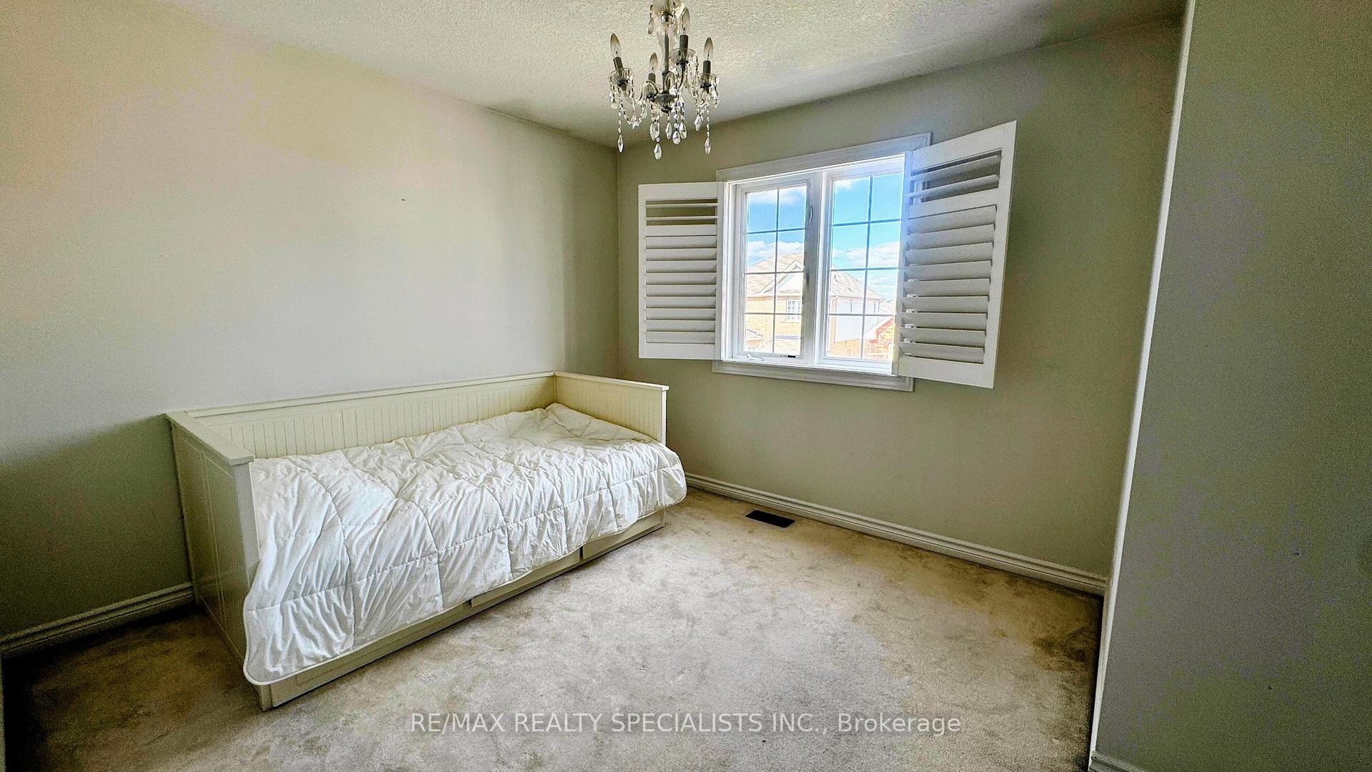 Photo 16 of 571 Sanderson Crescent, Milton, Clarke — HOMEH