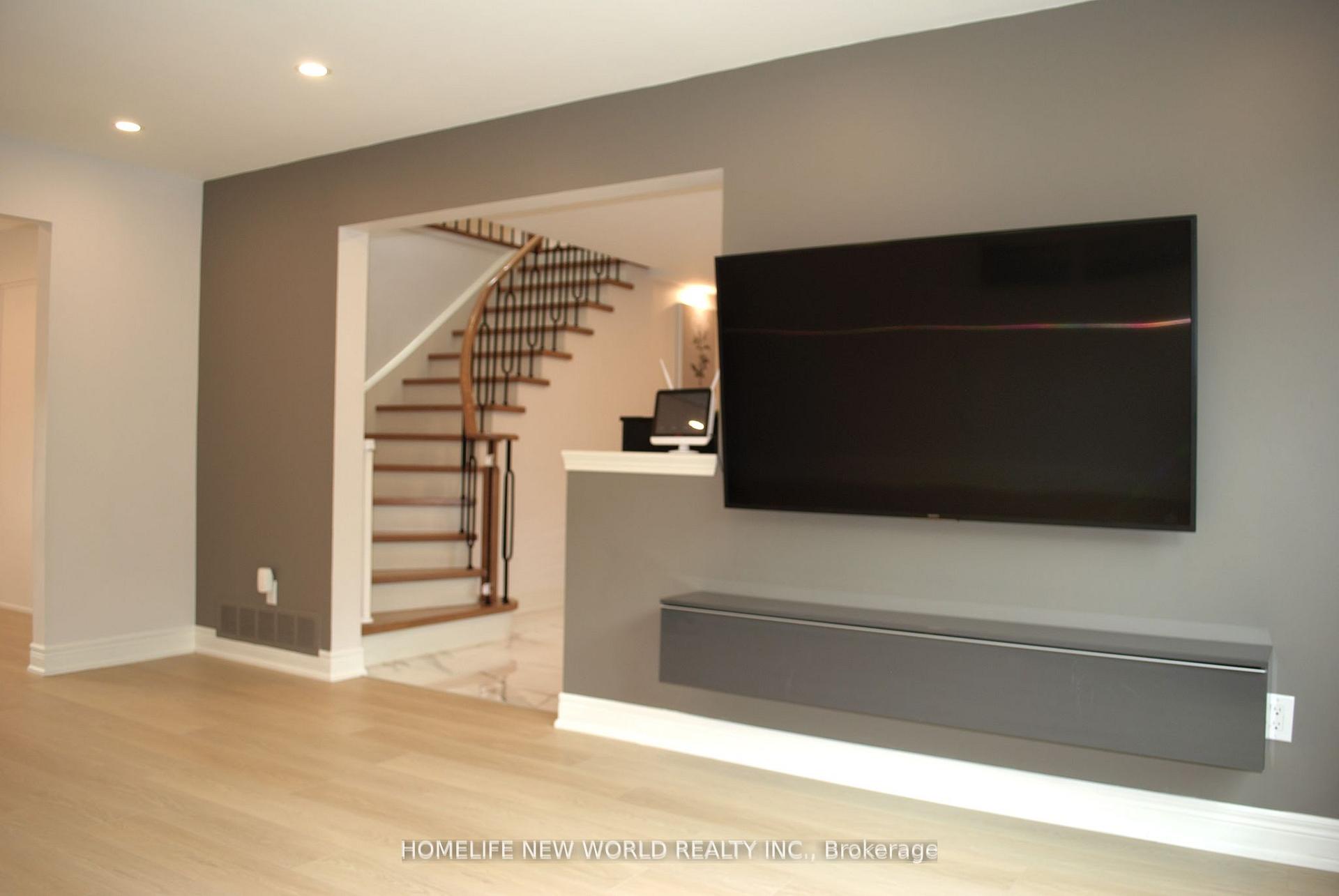 Photo 4 of 7 Jolyn Court, Markham, Bullock — HOMEH