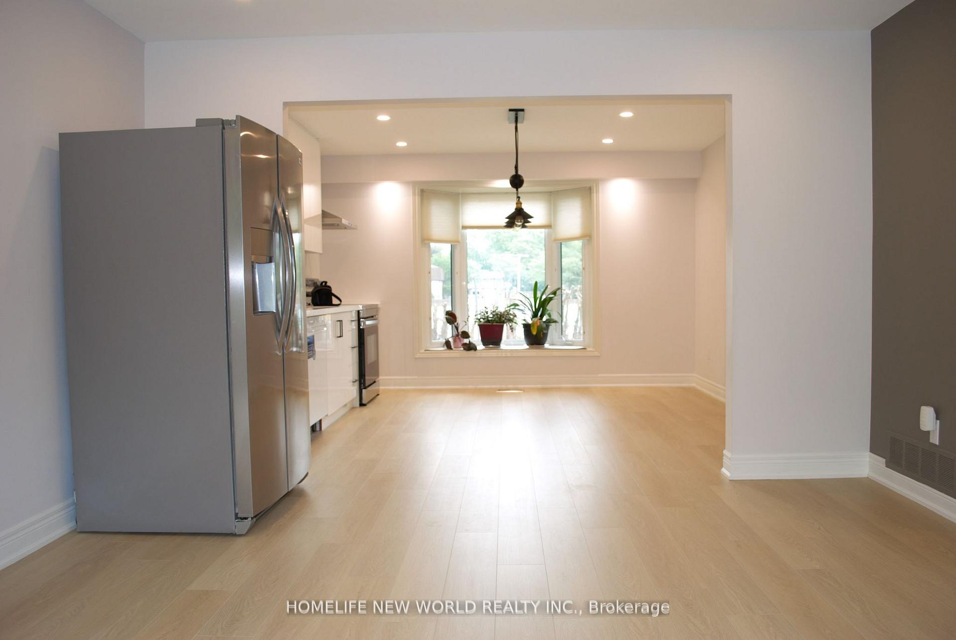 Photo 5 of 7 Jolyn Court, Markham, Bullock — HOMEH