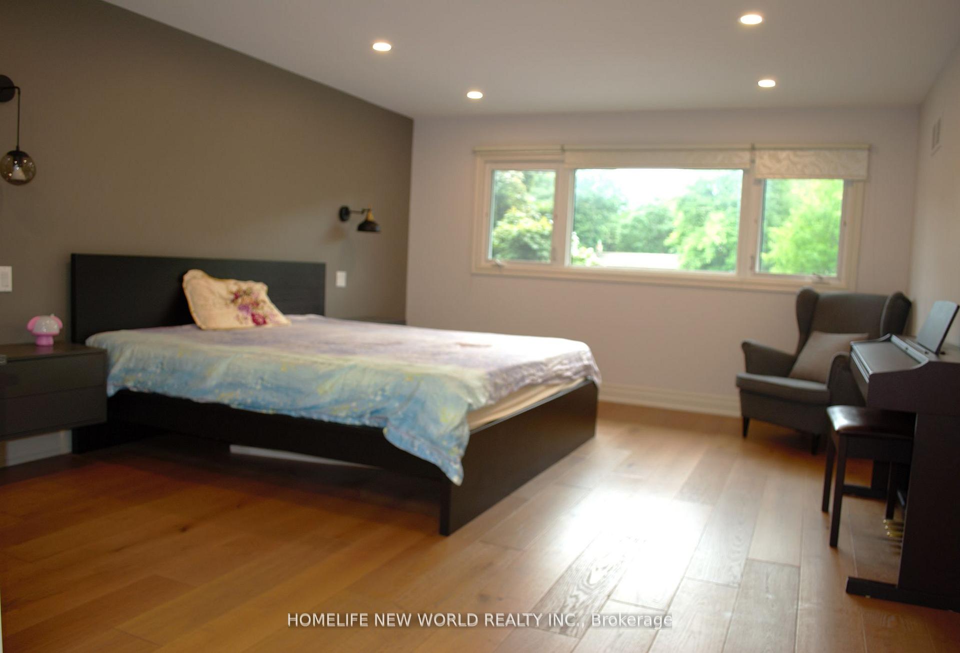 Photo 11 of 7 Jolyn Court, Markham, Bullock — HOMEH