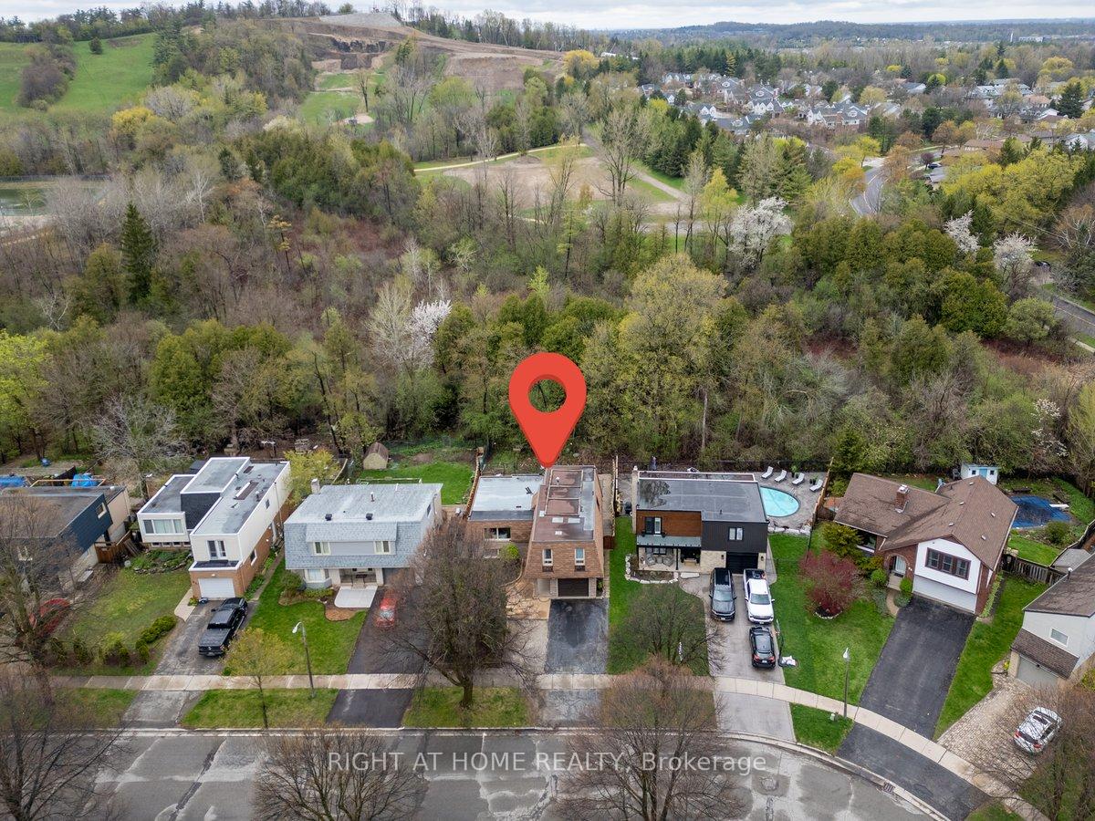 Photo 6 of 72 Underhill Crescent, Kitchener — HOMEH