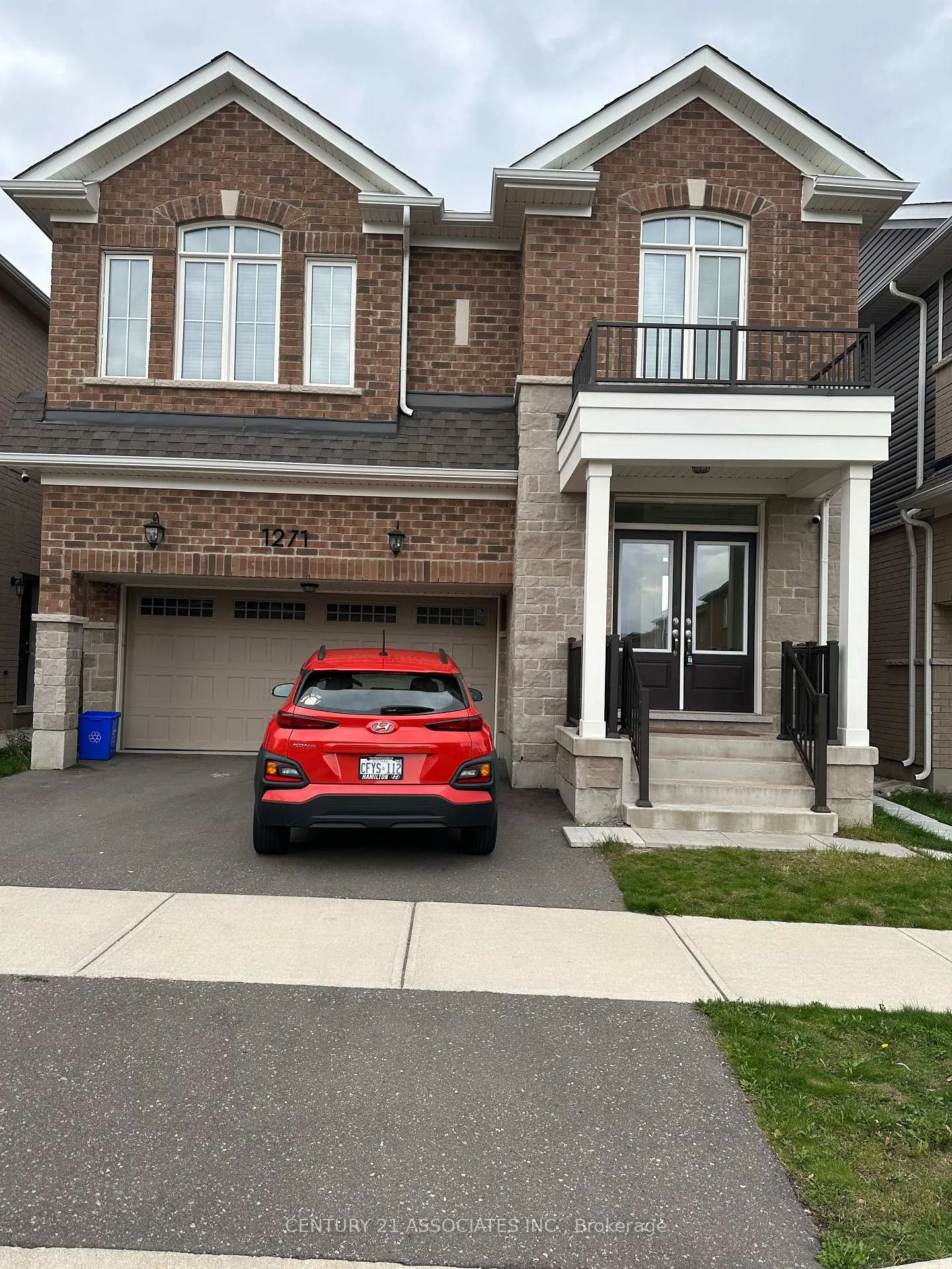 Front of Unit - Upper Level, 1271 Elderberry Crescent