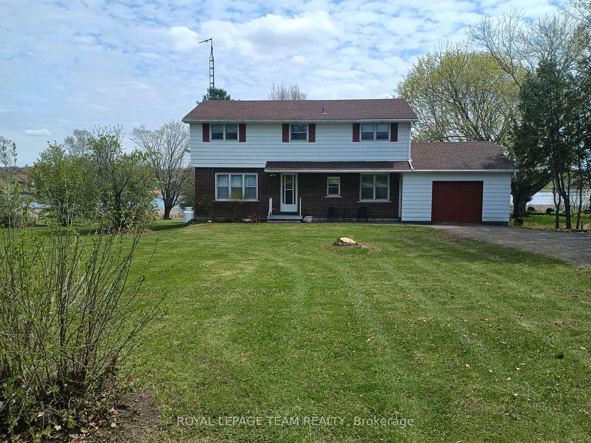 Photo 2 of 999 Heritage Drive, Montague, Montague Twp — HOMEH