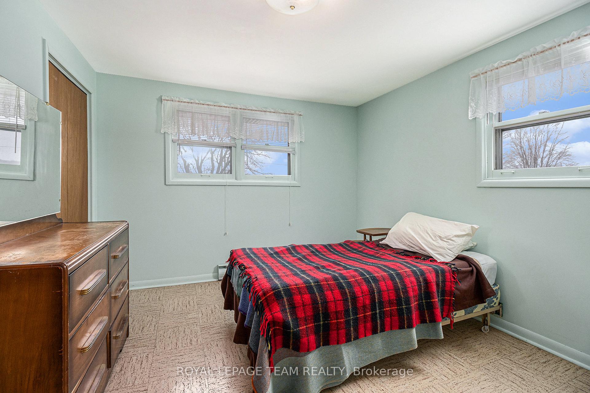 Photo 19 of 999 Heritage Drive, Montague, Montague Twp — HOMEH